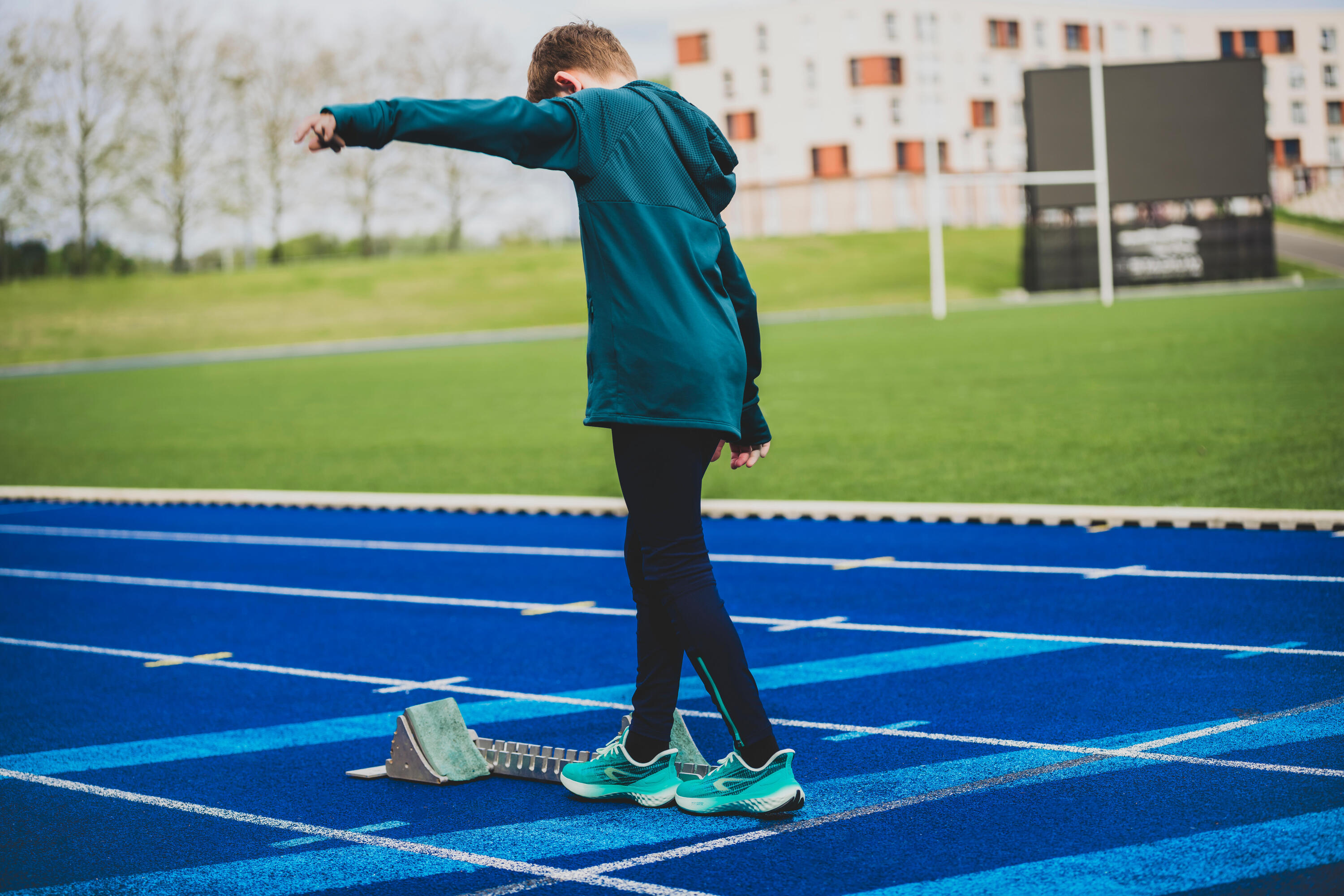 Collant de running technique Garçon, KIPRUN 900 stretch bleu vert 10/13