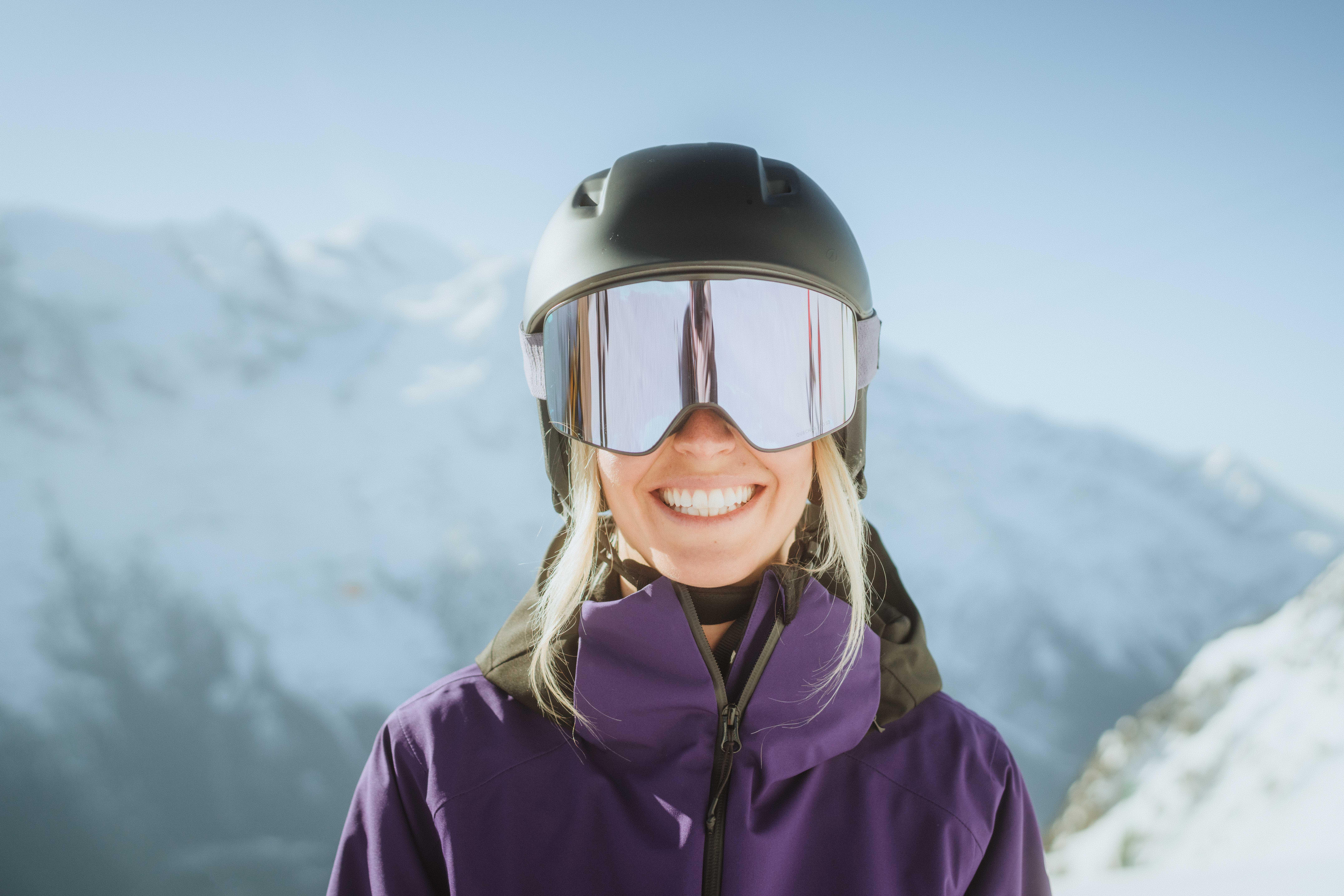 Ski Helmet with MIPS System - PST 900 graphite black - WEDZE
