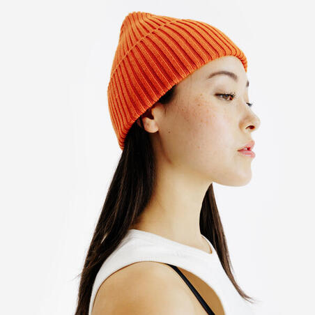Шапка помаранчева