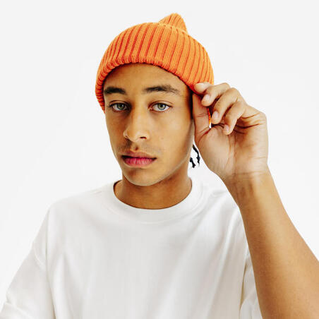 Шапка помаранчева