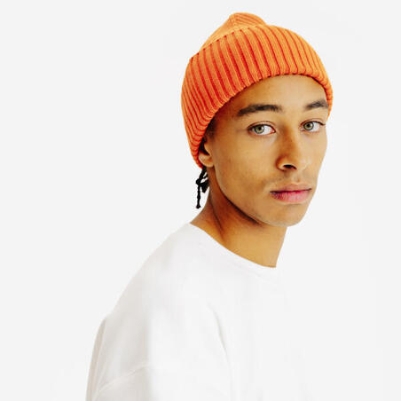 Шапка помаранчева