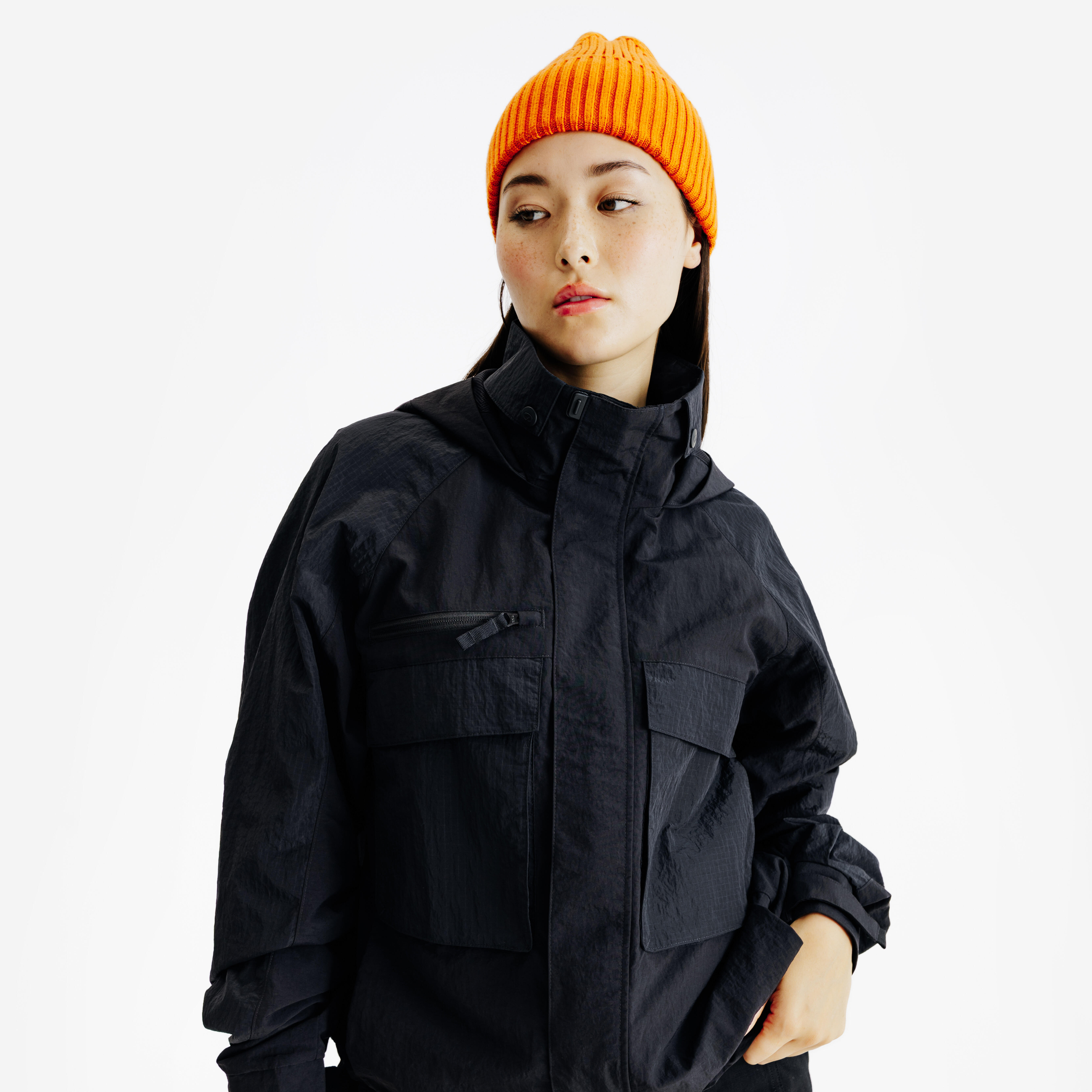 DECATHLON Dámska fitness crop bunda čierna S