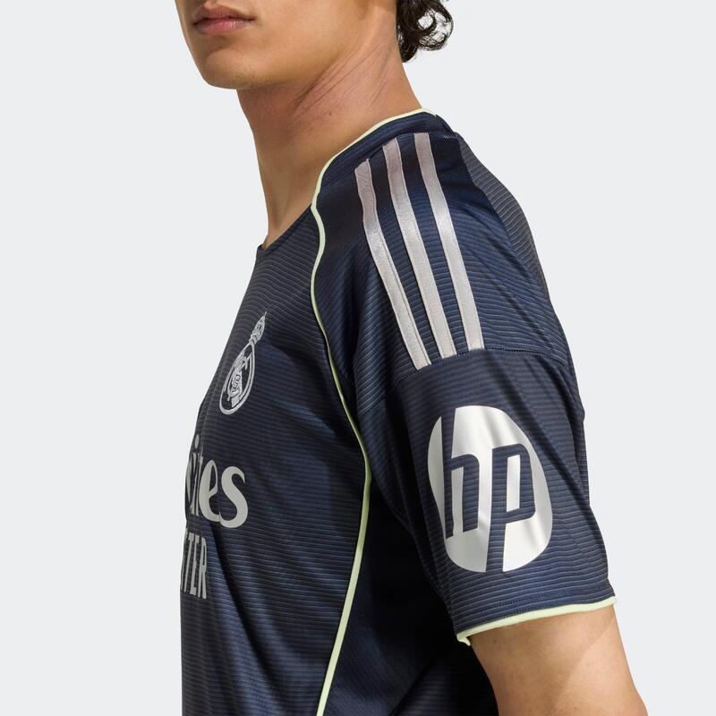 Dres Real Madrid na venkovní zápasy pro dospělé
