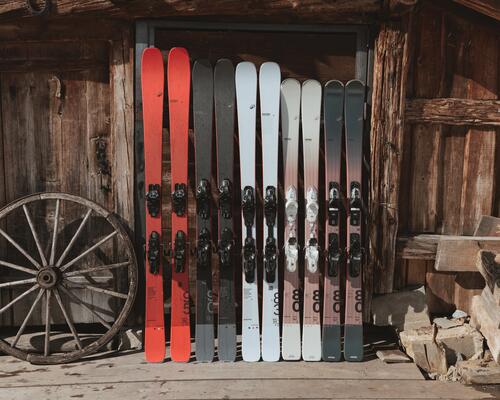 Cum să îți depozitezi corespunzător materialul de schi la finalul sezonului?