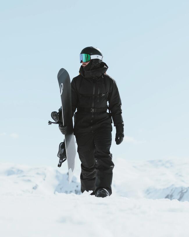 snowboard pe pârtie