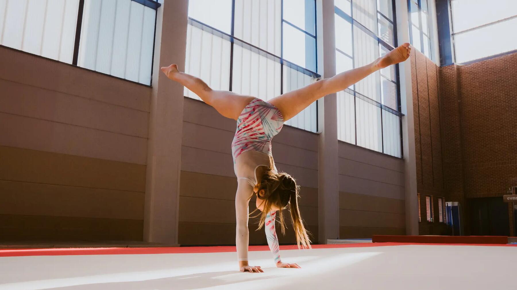 Gimnastica ritmica vs artistica: ce alegi pentru copilul tau?