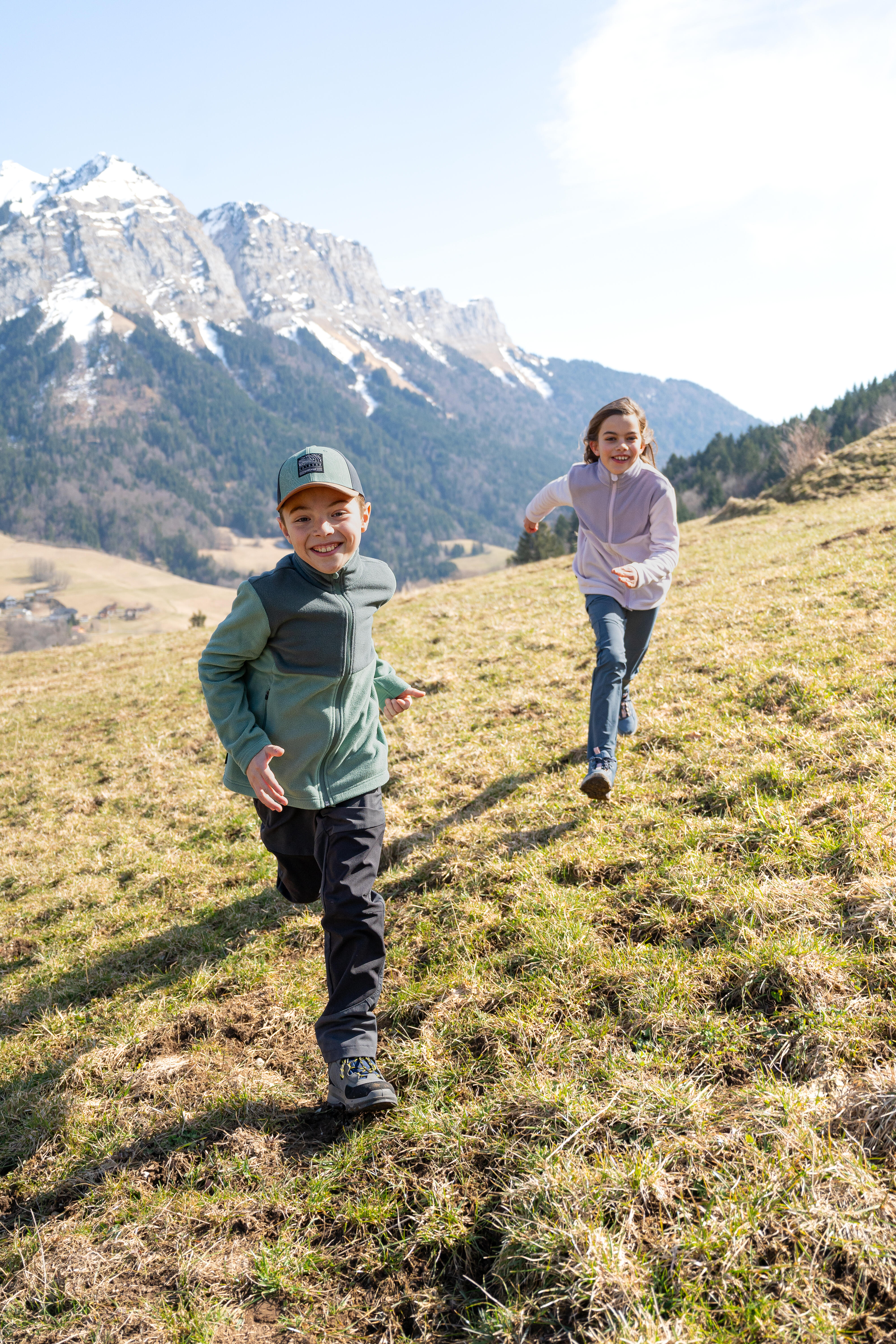 Veste de randonnée en polaire enfant, MH 500 Âge 7-15 ans - QUECHUA