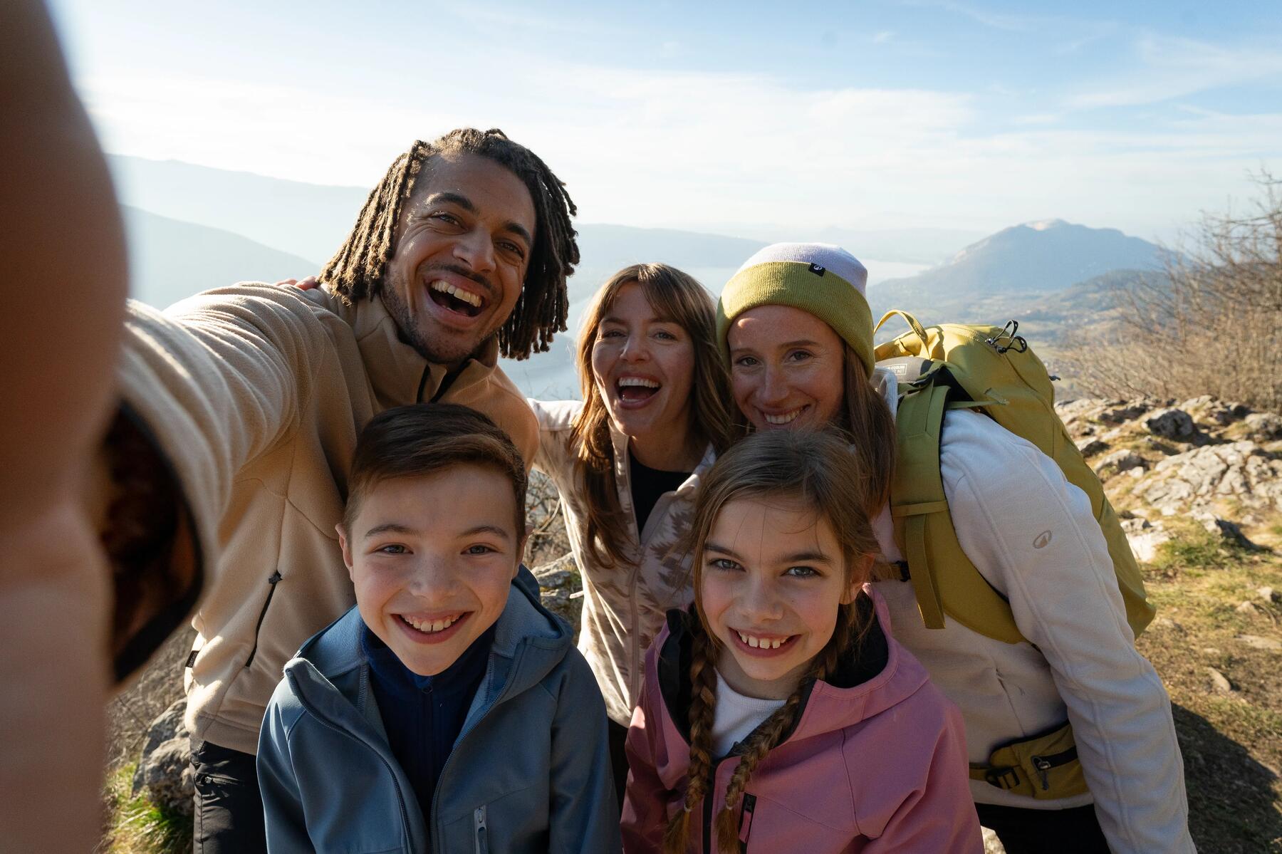 Mit unserer Hilfe deine Kinder richtig zum Wandern anziehen!