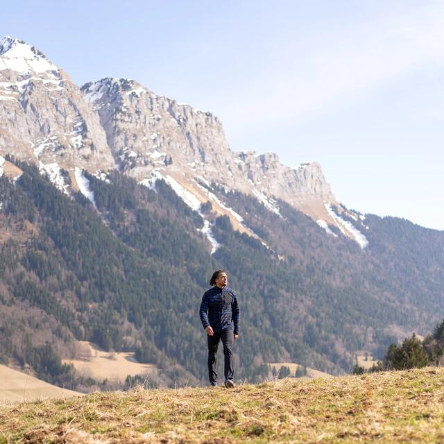 Muškarac u planinama