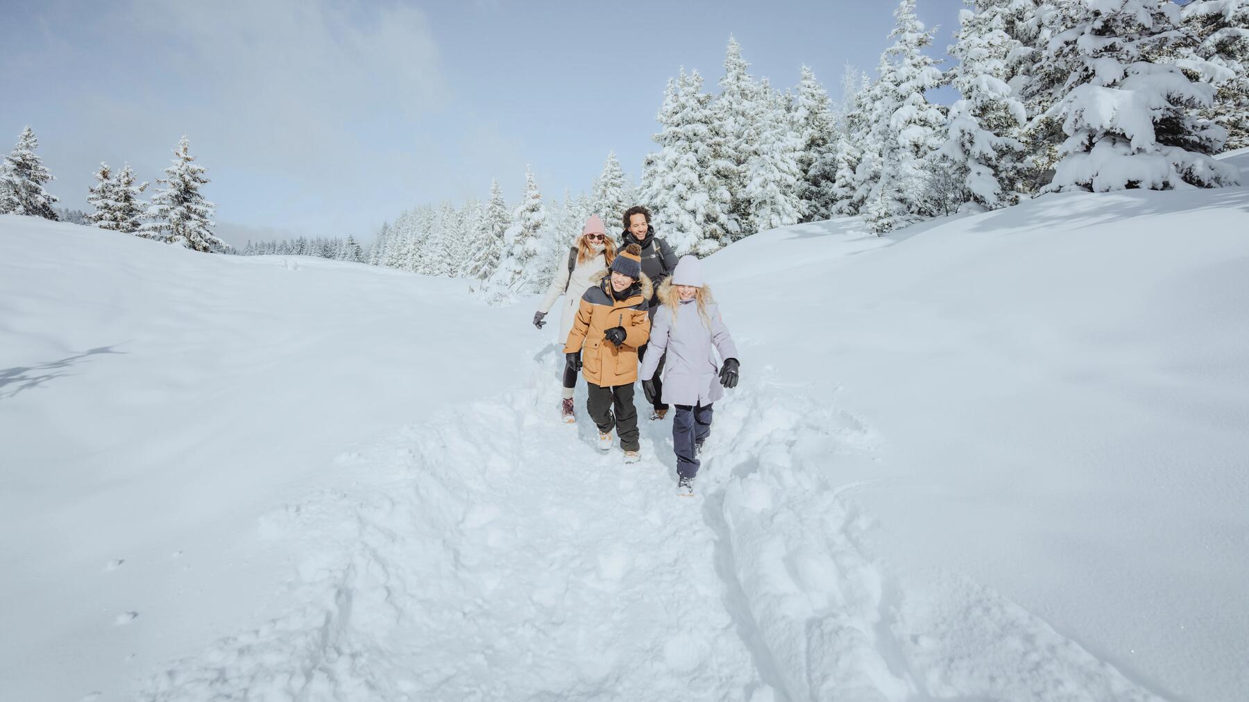 Die richtige Wanderbekleidung für deine Kinder finden!