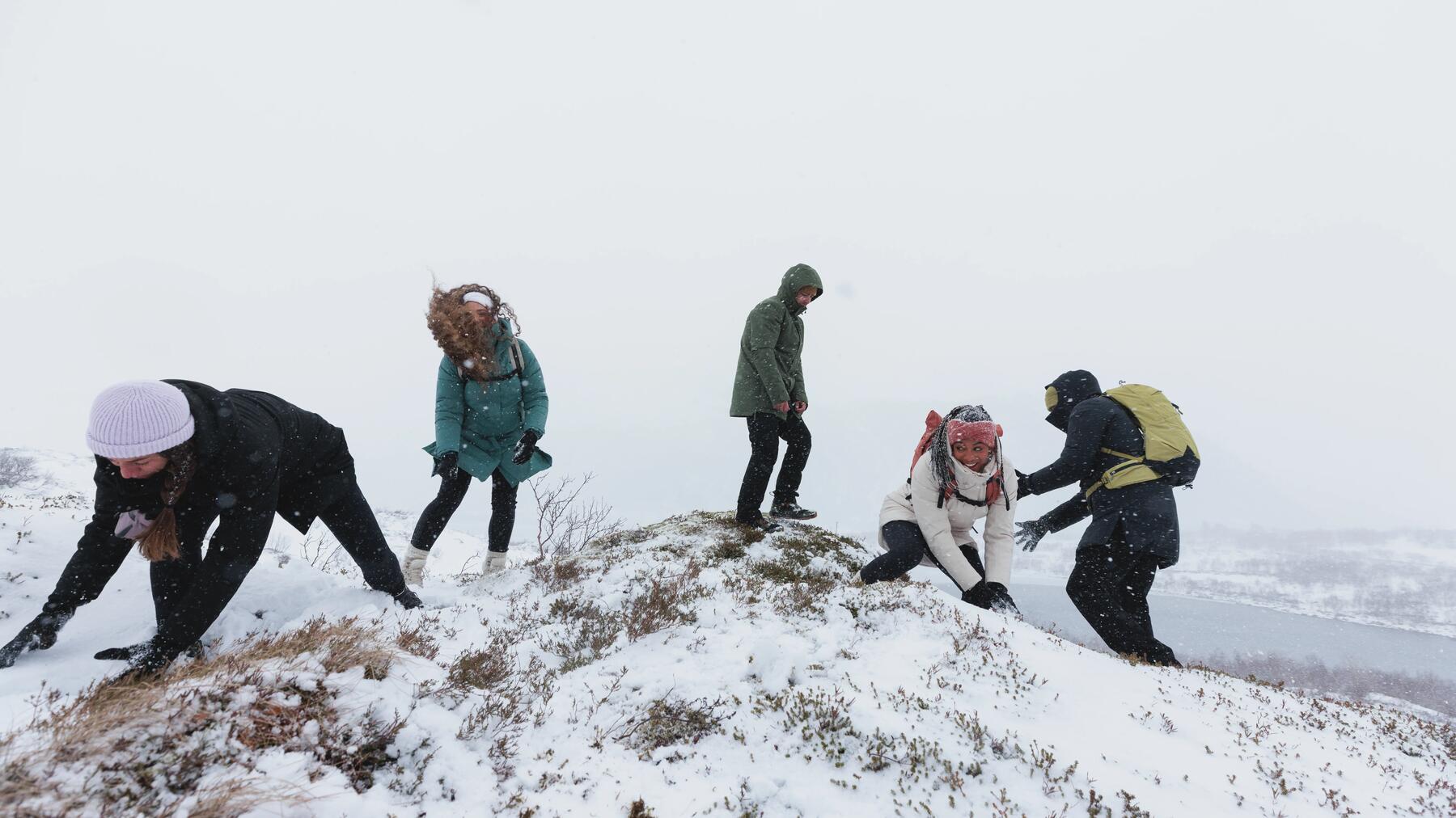 Wegweiser für verschiedene Wanderrouten und Rundwege in der Eifel!