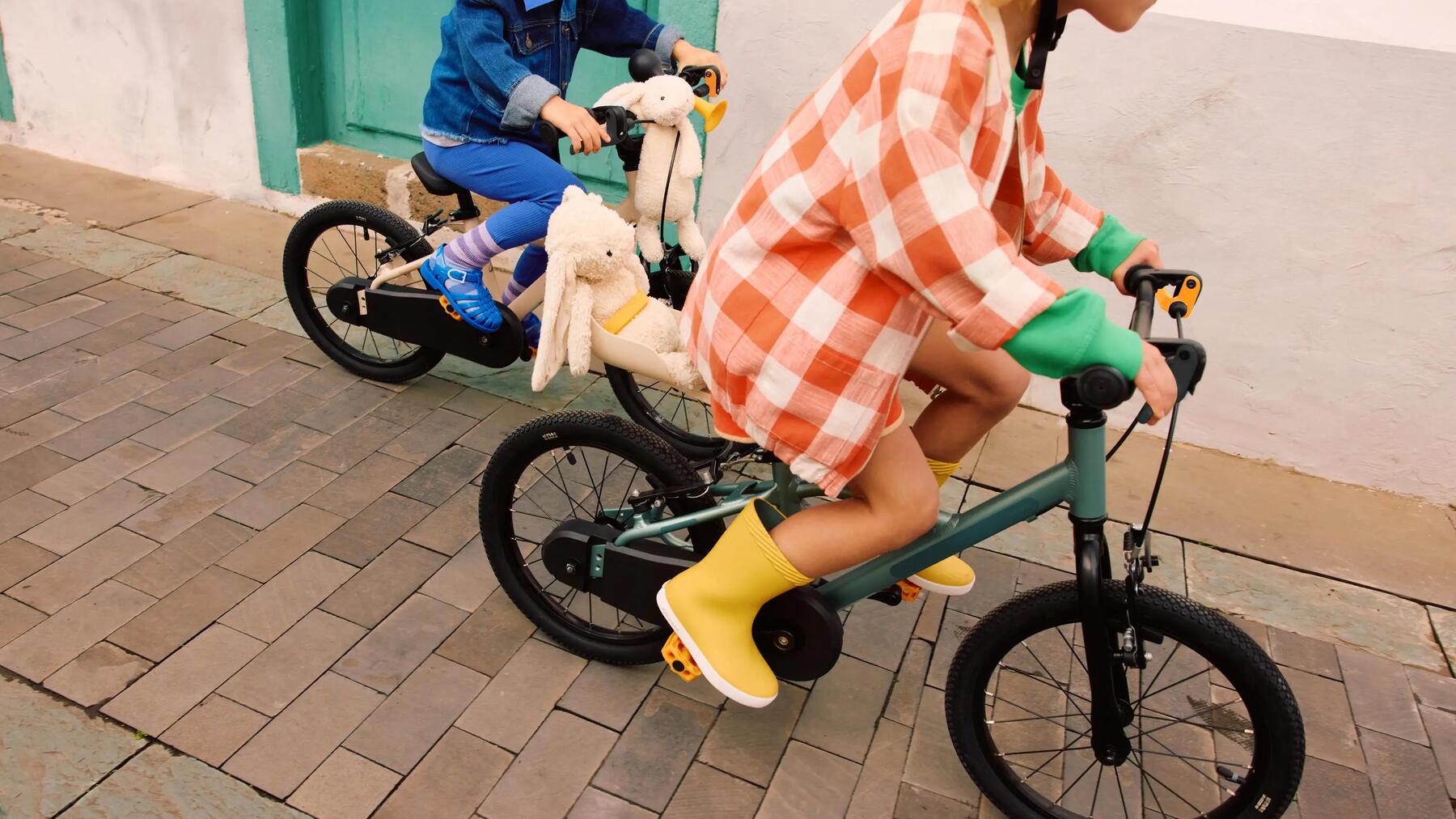 Comment apprendre à son enfant à faire du vélo?