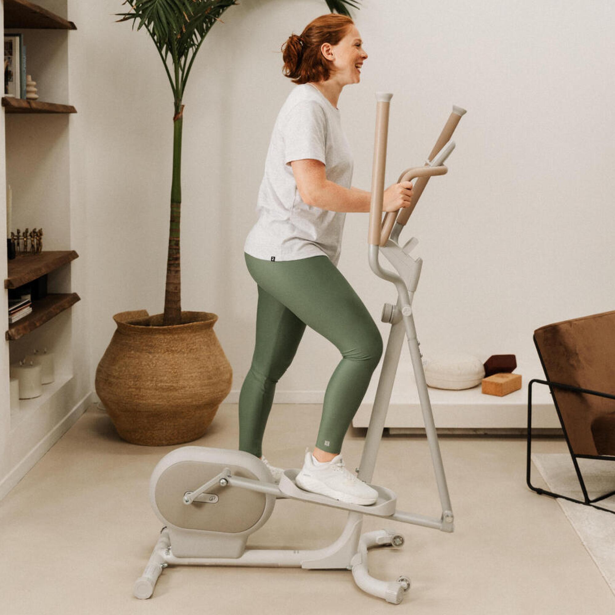 Smart Elliptical with 10 Resistance Level, 4kg Flywheel, Supports upto 110Kg