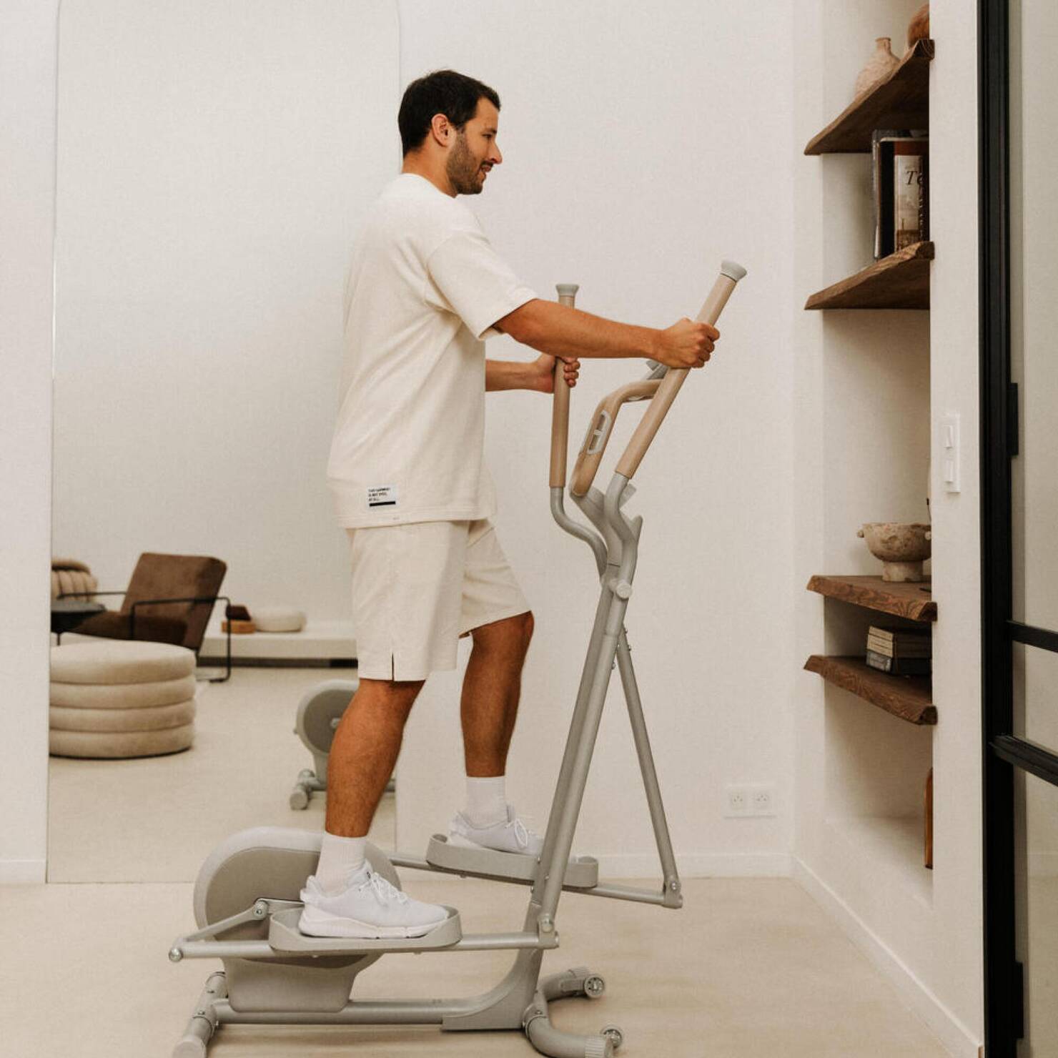 Self-Powered Cross Trainer Initial Elliptical 300