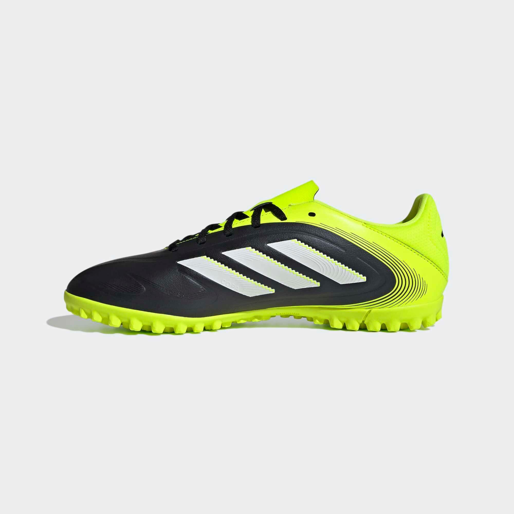 Chaussure Copa Pure III Club Turf Adulte 5/10