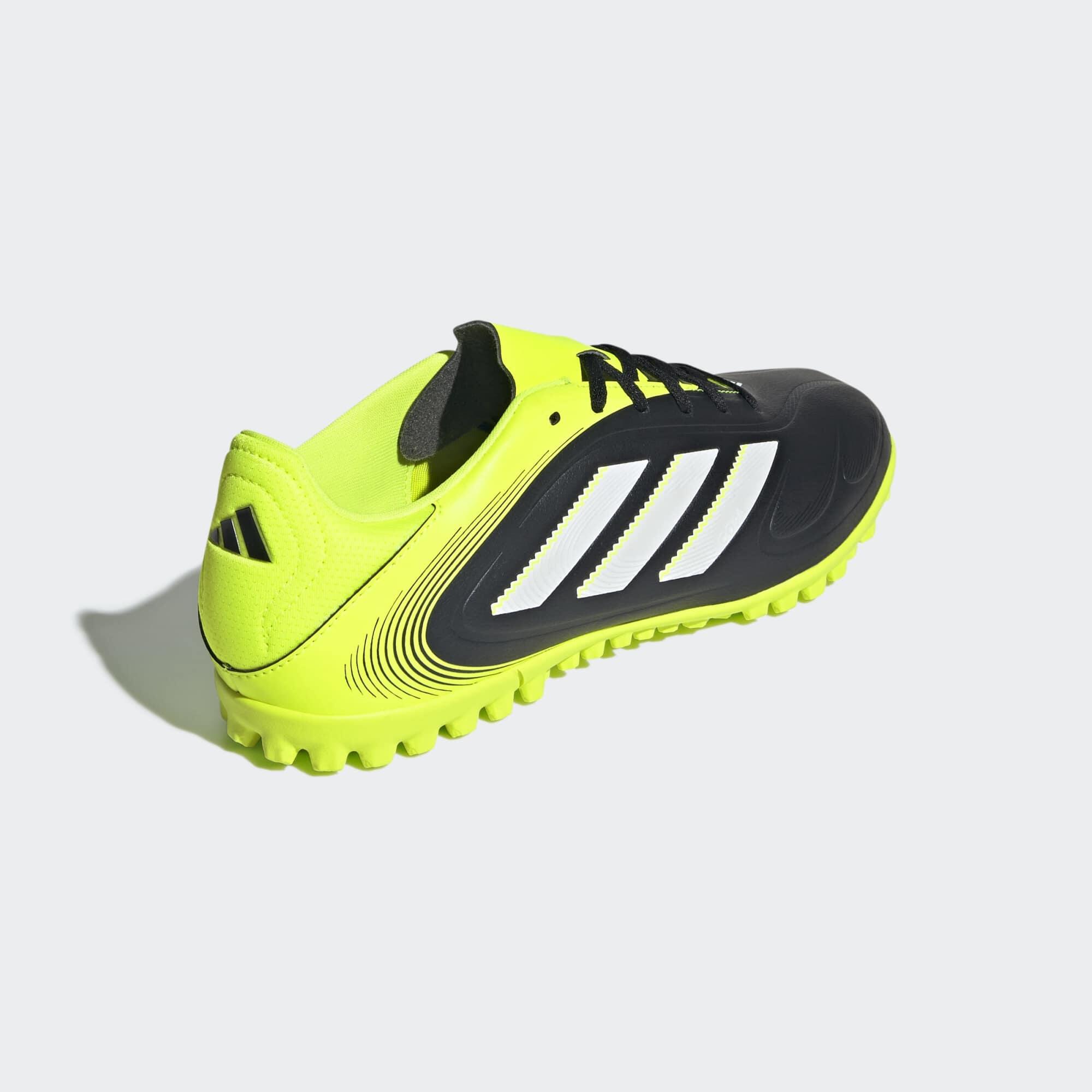 Chaussure Copa Pure III Club Turf Adulte 10/10
