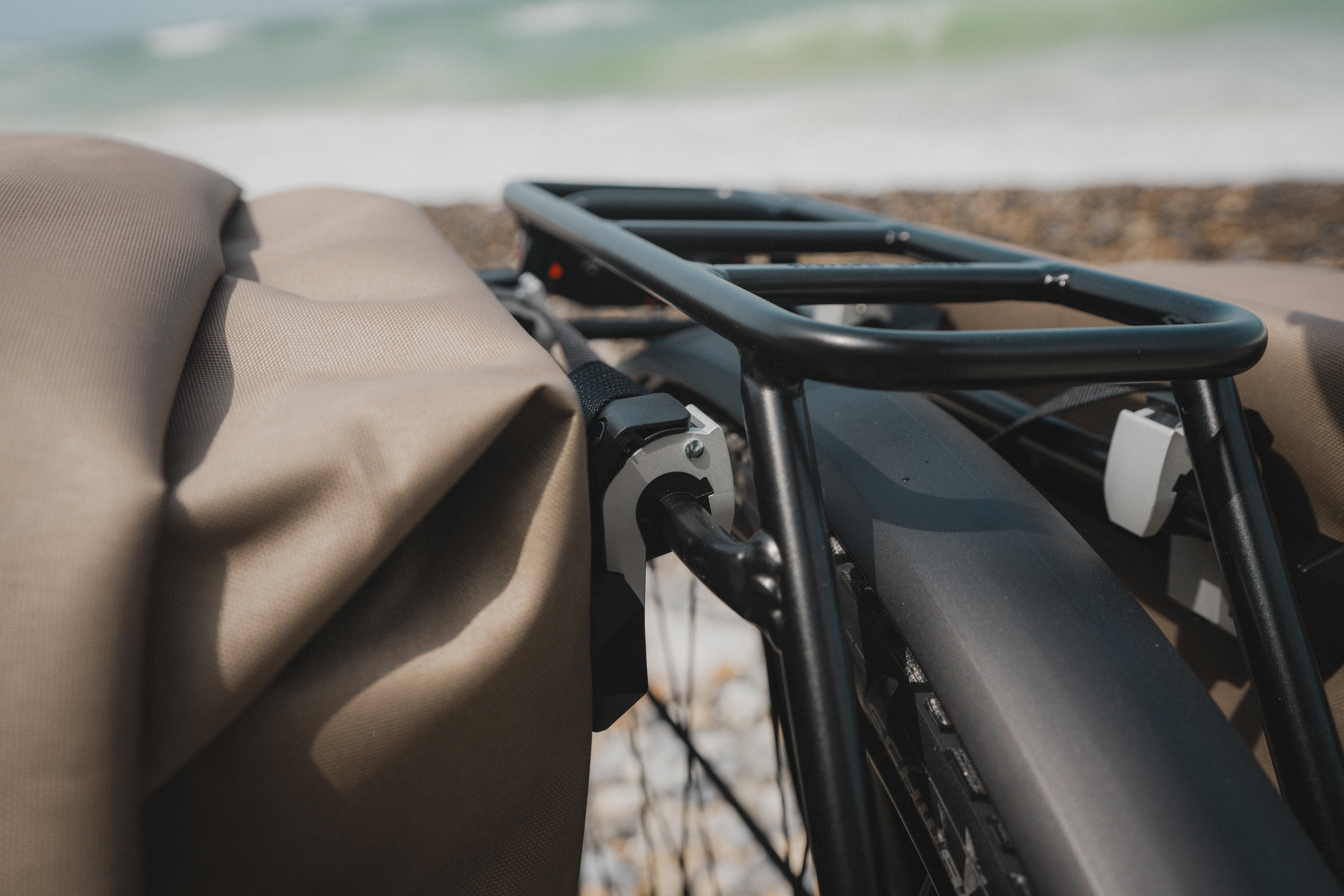 Watertight Bike Pannier Rack Bag 24 L - ADVT 900 - ROCKRIDER