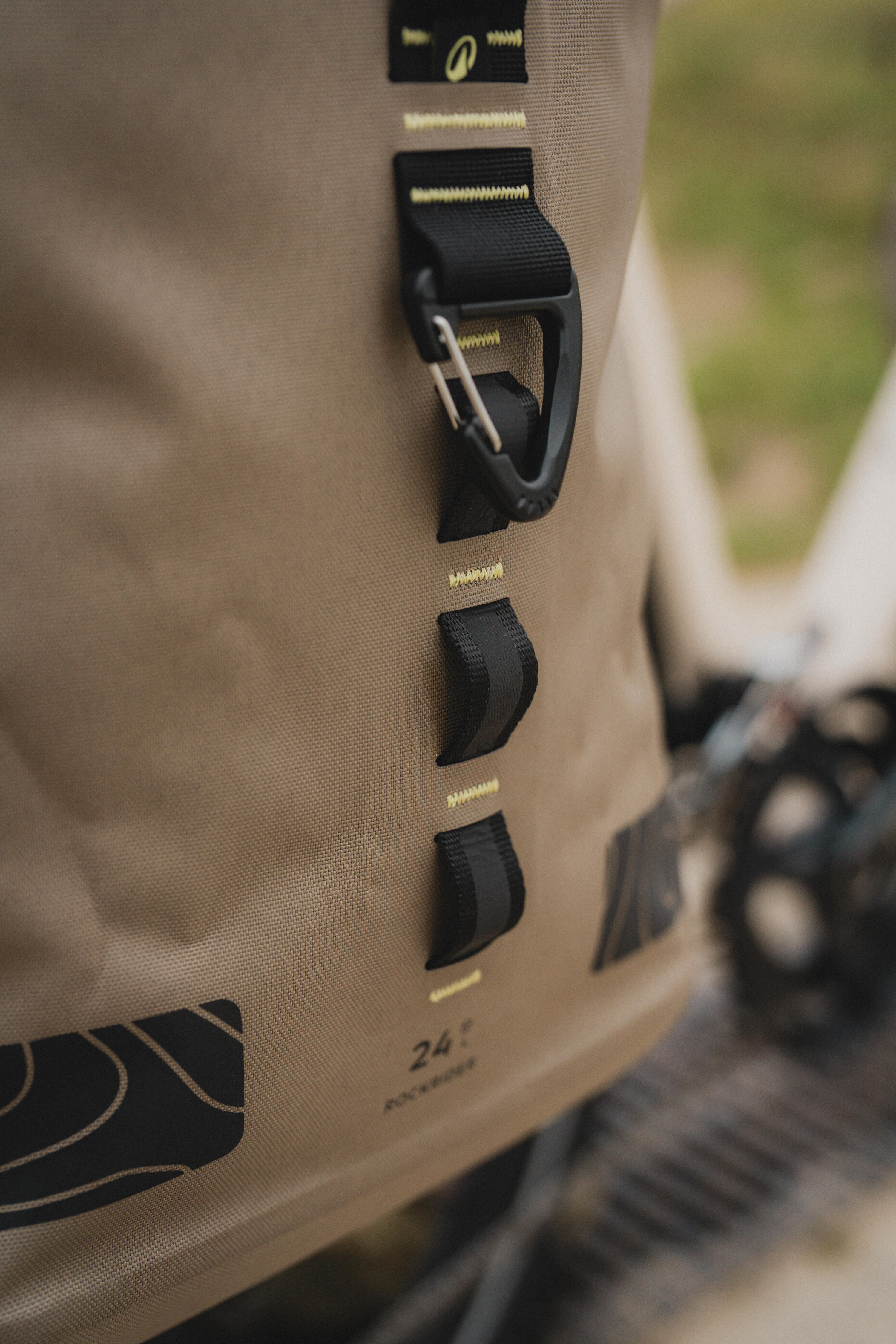 Watertight Bike Pannier Rack Bag 24 L - ADVT 900 9/11