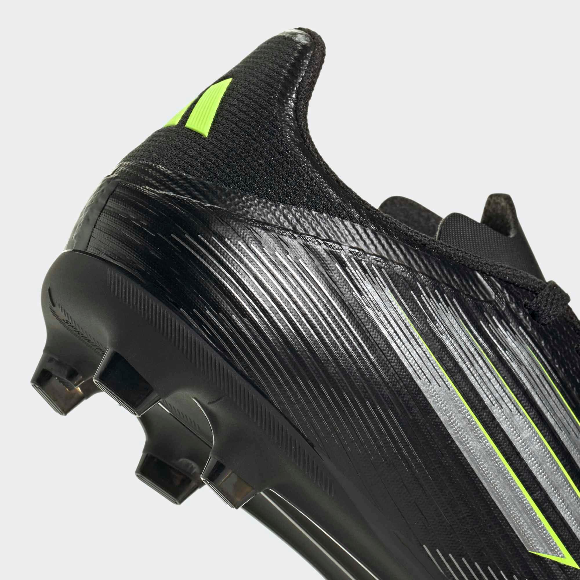 Chaussure F50 League FG/MG Enfant Black Pack 6/12