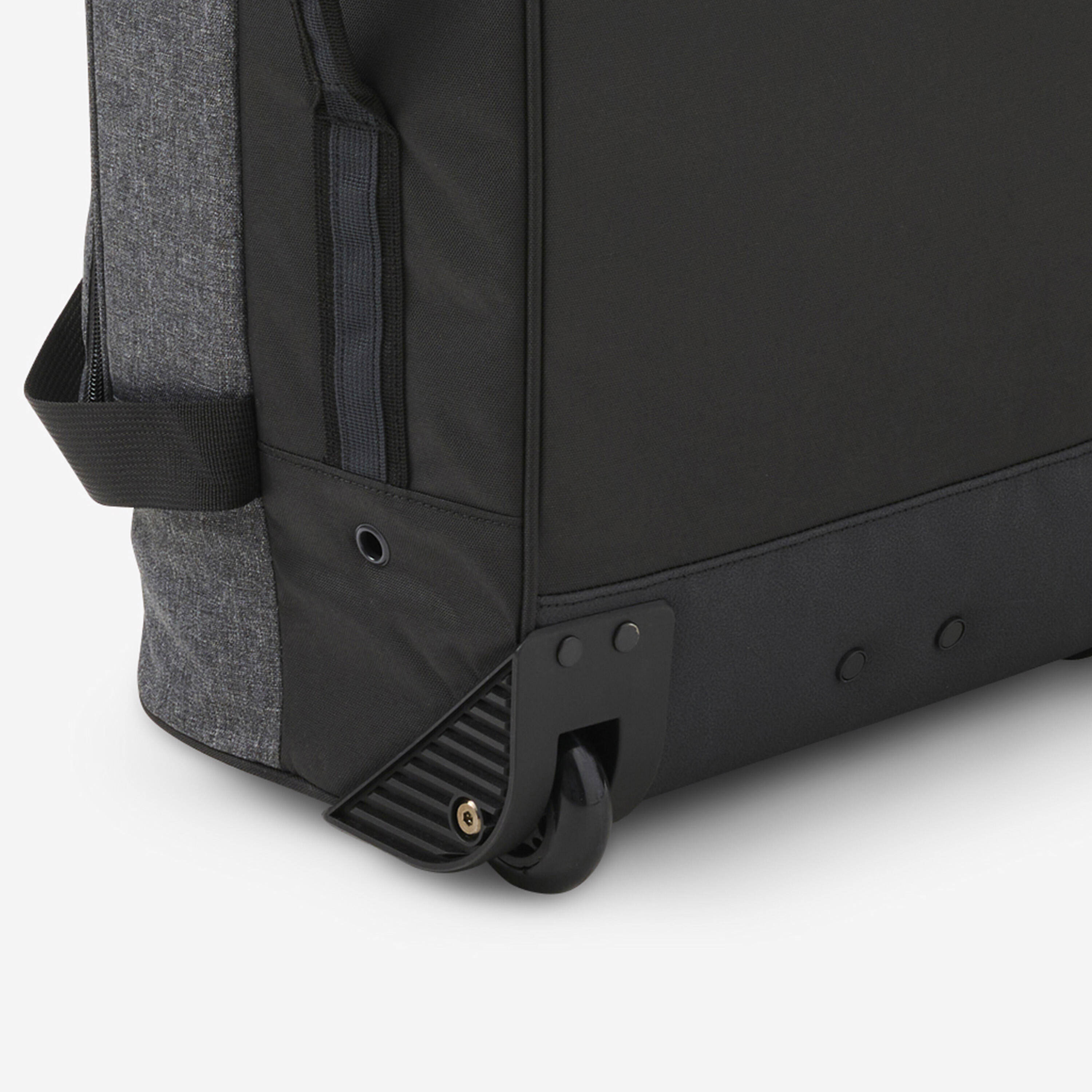 Travel bag with wheels 70L -  4