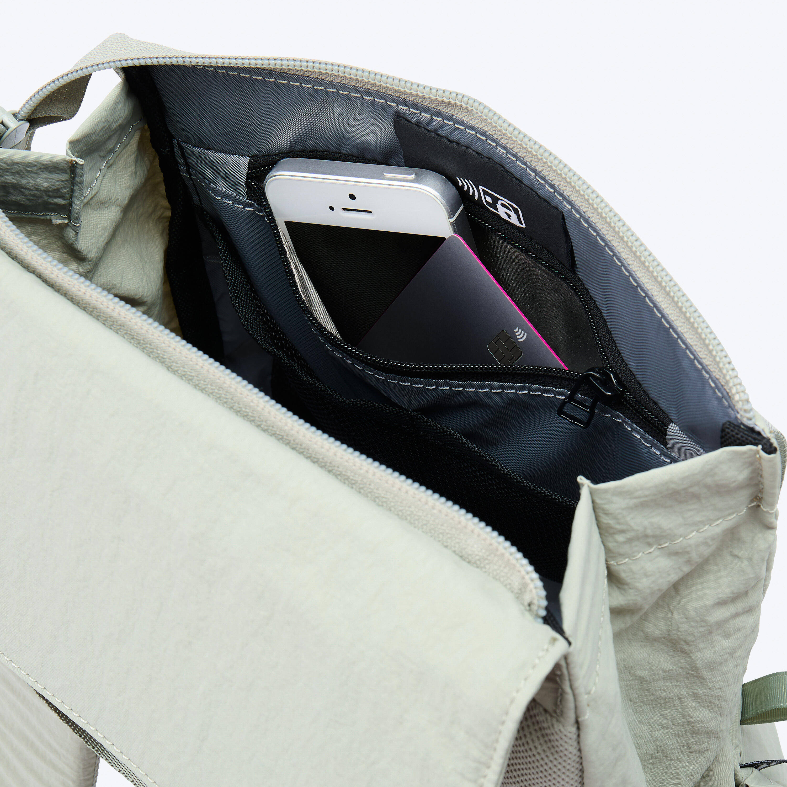 Small 10L backpack with laptop compartment - Sage green -  4