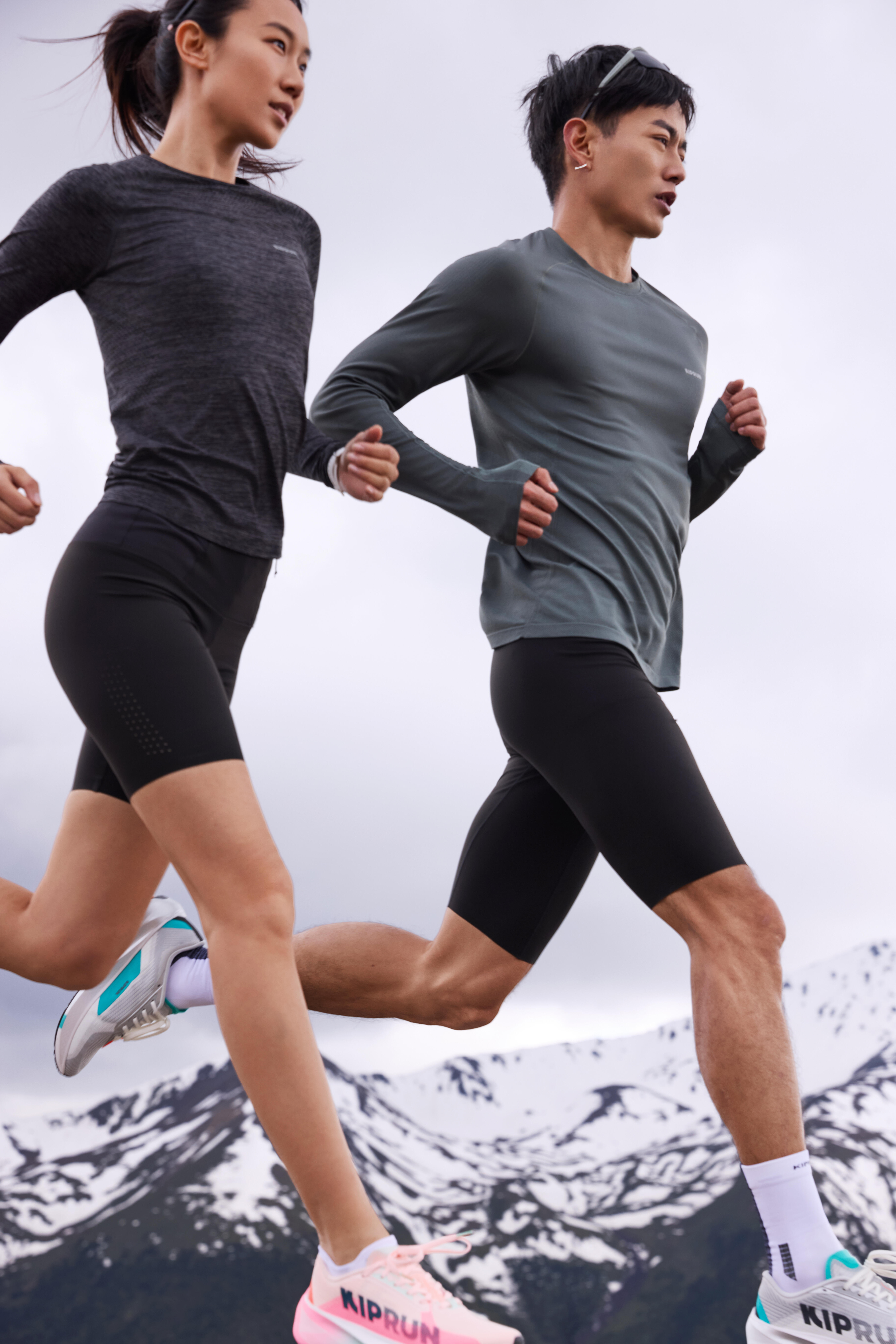ランニング レディース ショートパンツ Run 900 Light | KIPRUN (キプラン)