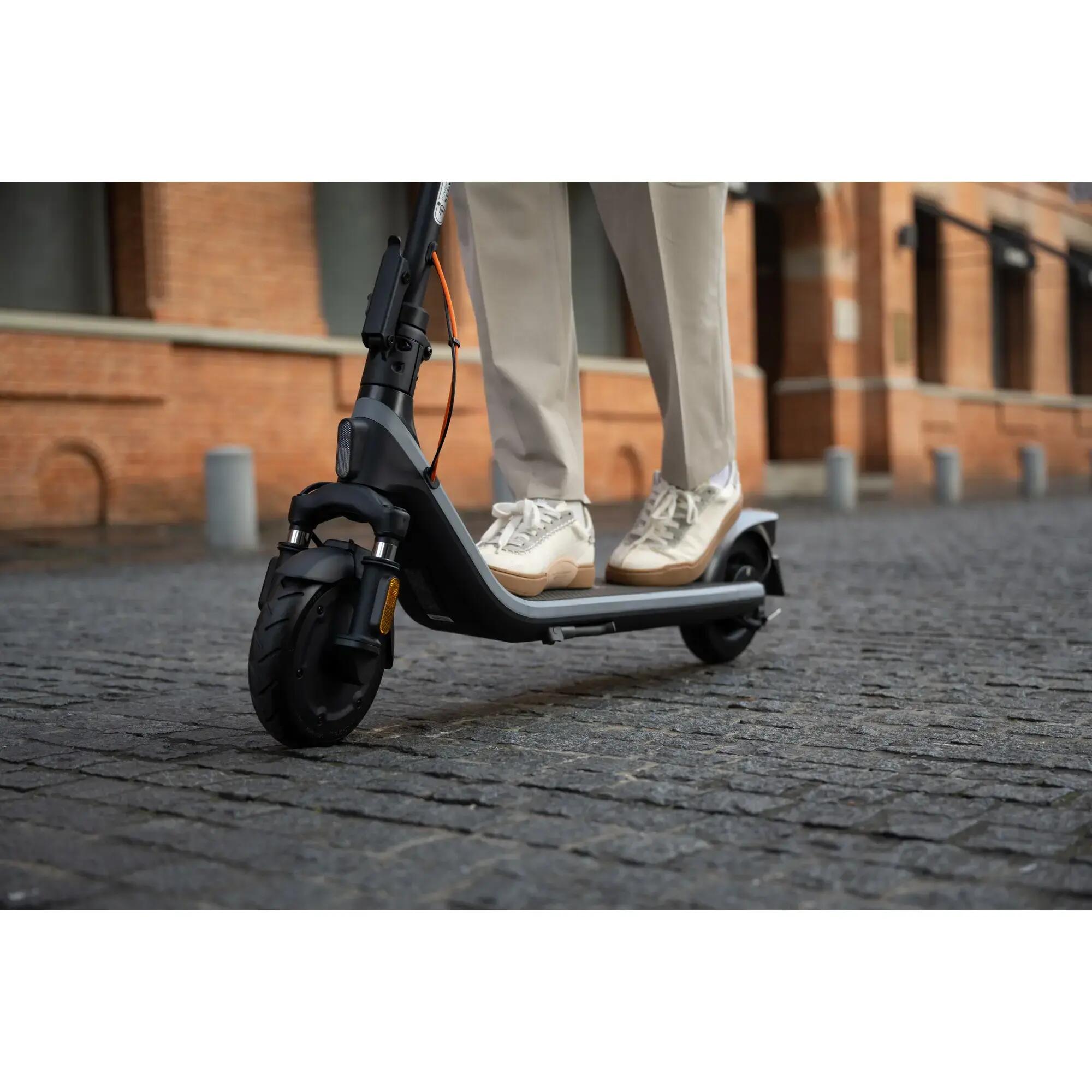Felnőtt elektromos roller, maximális sebesség: 25 km/h - E2 Plus E II 2/5