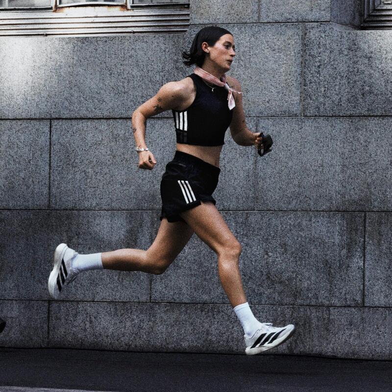 Chaussures running femme, adidas Adizero Evo SL noires et blanches