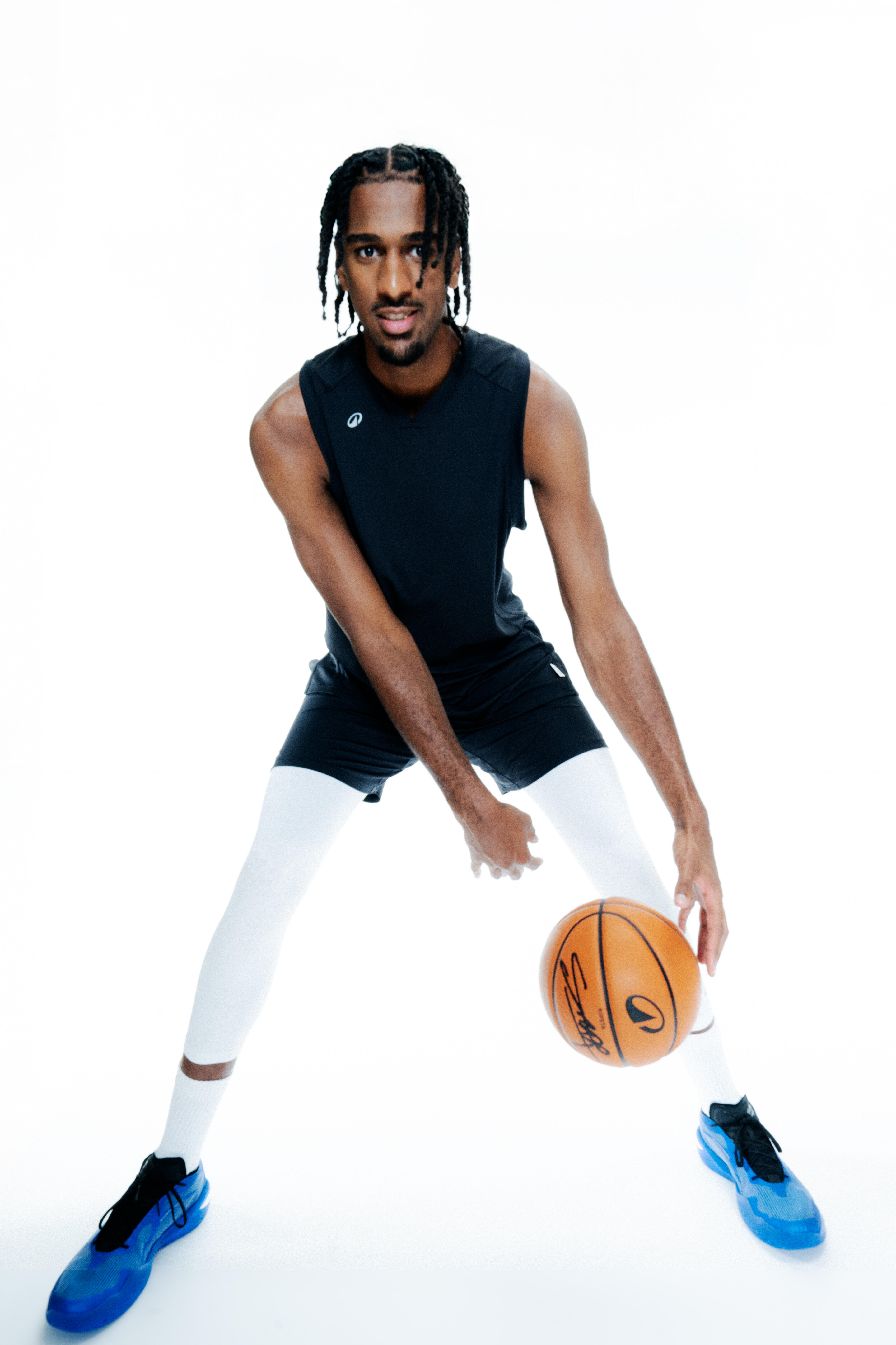 basketball player cheap shoes