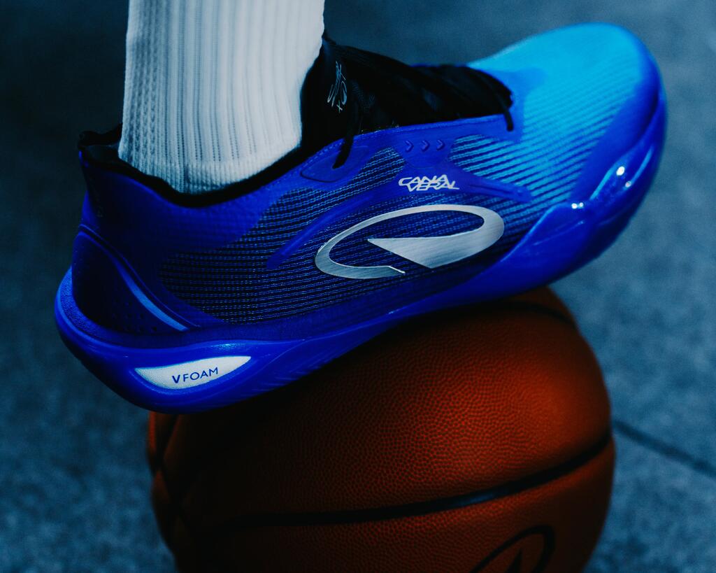 Men's Basketball Shoes