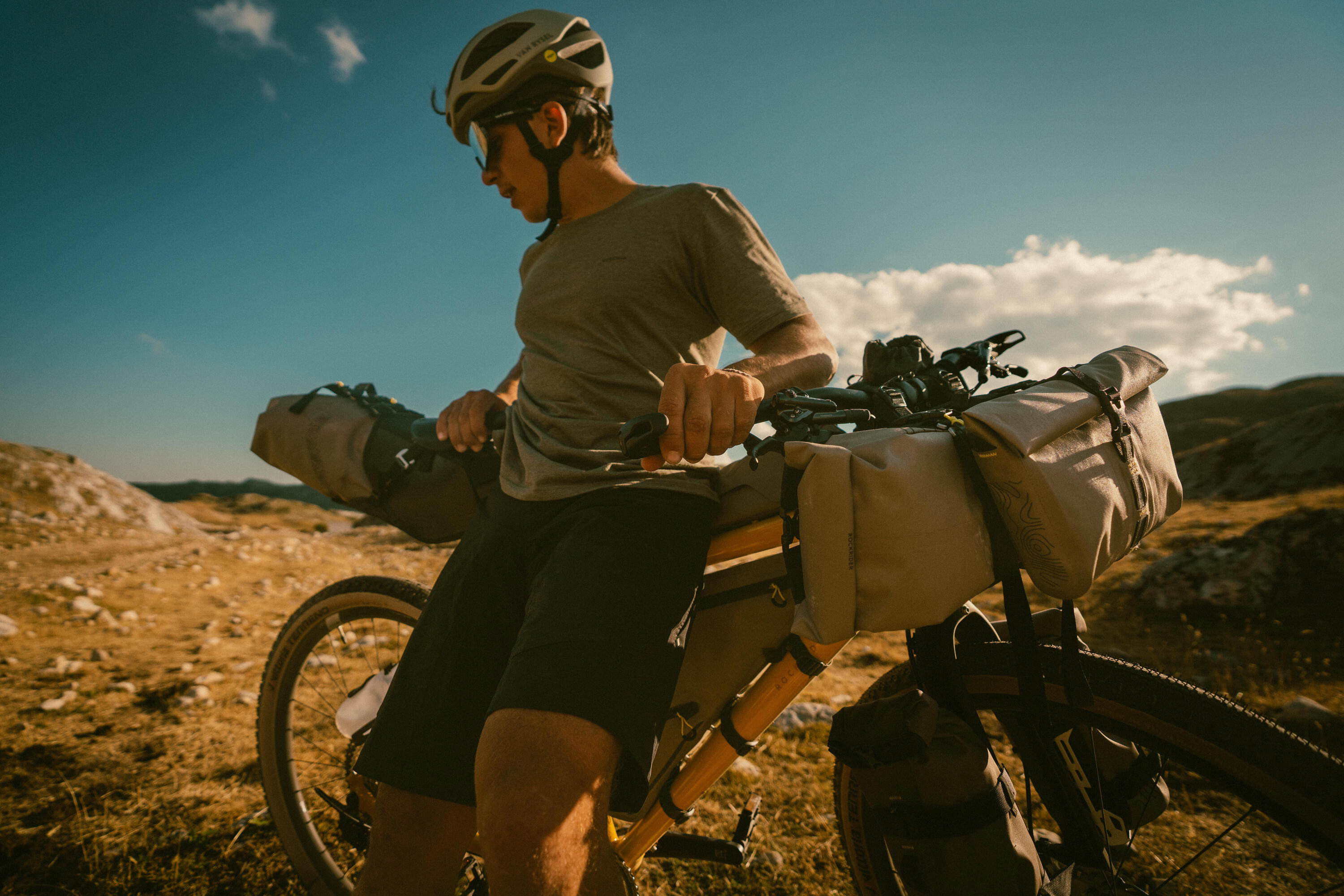 Vélo de voyage offroad bikepacking, ADVT 920 jaune 15/15