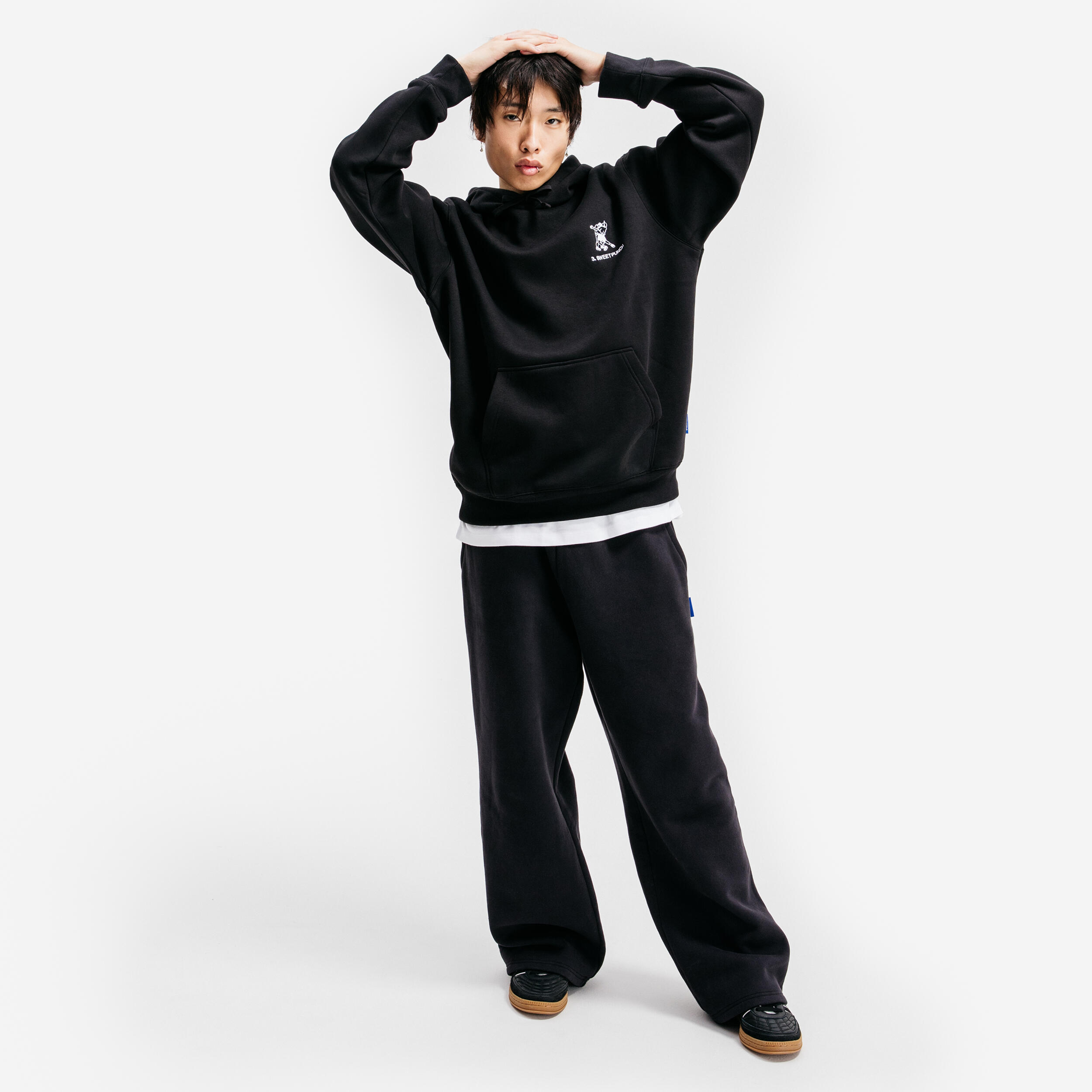 Hoodie Uppercute zwart 3/8