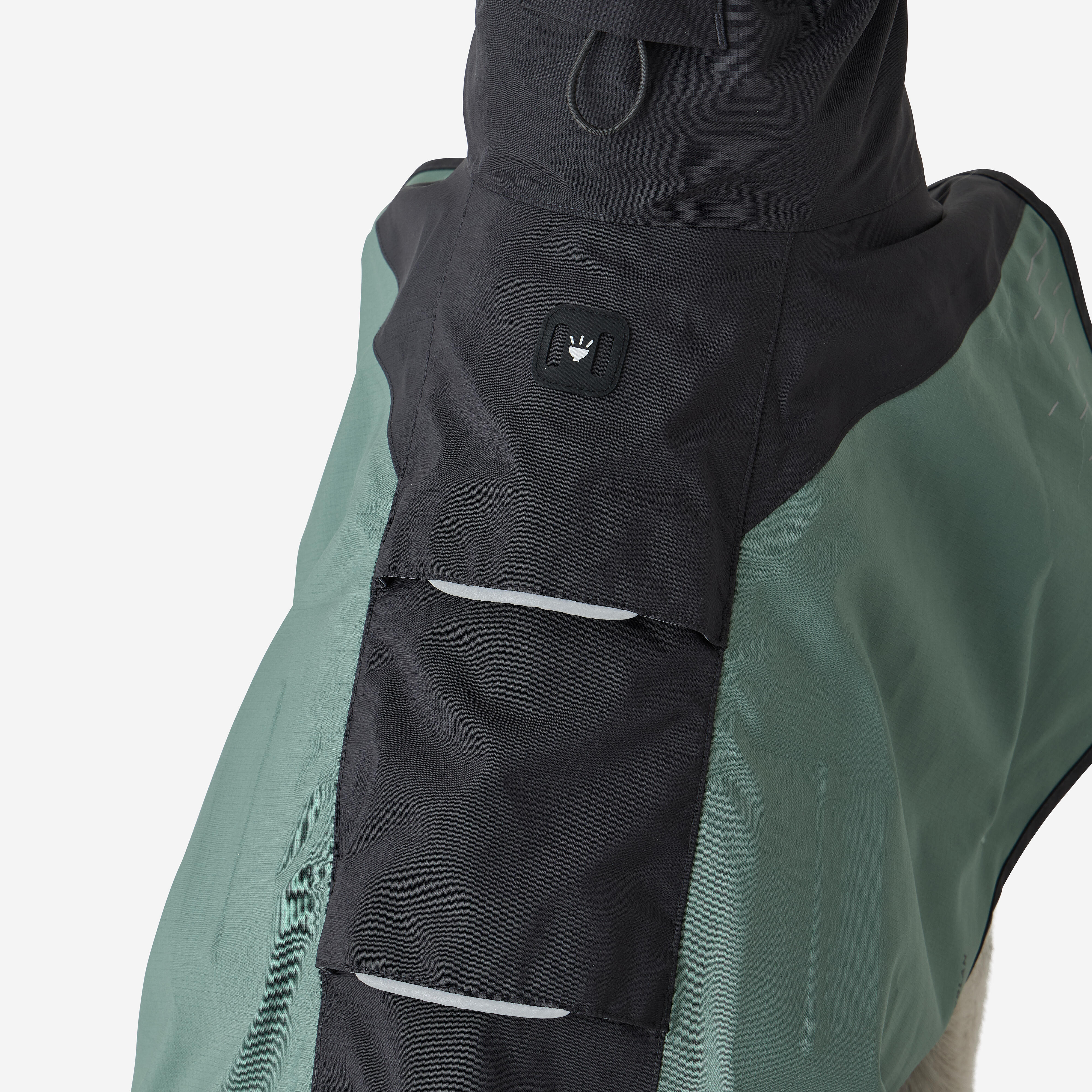 DECATHLON Nepremokavá bunda pre psa zelená XL · záber 5