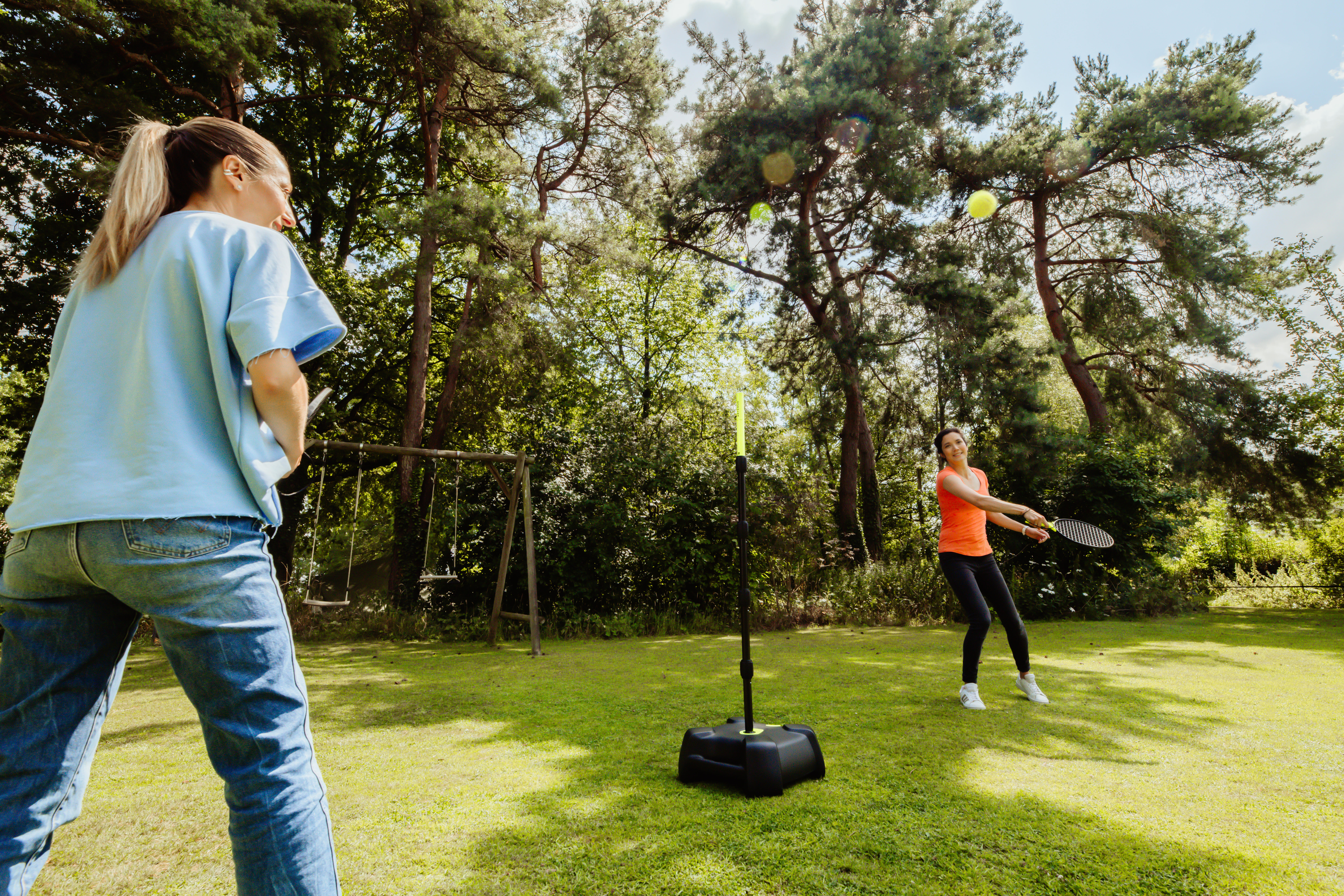 Tetherball Set (1 post, 2 rackets, and 1 ball), Turnball Strong - ARTENGO