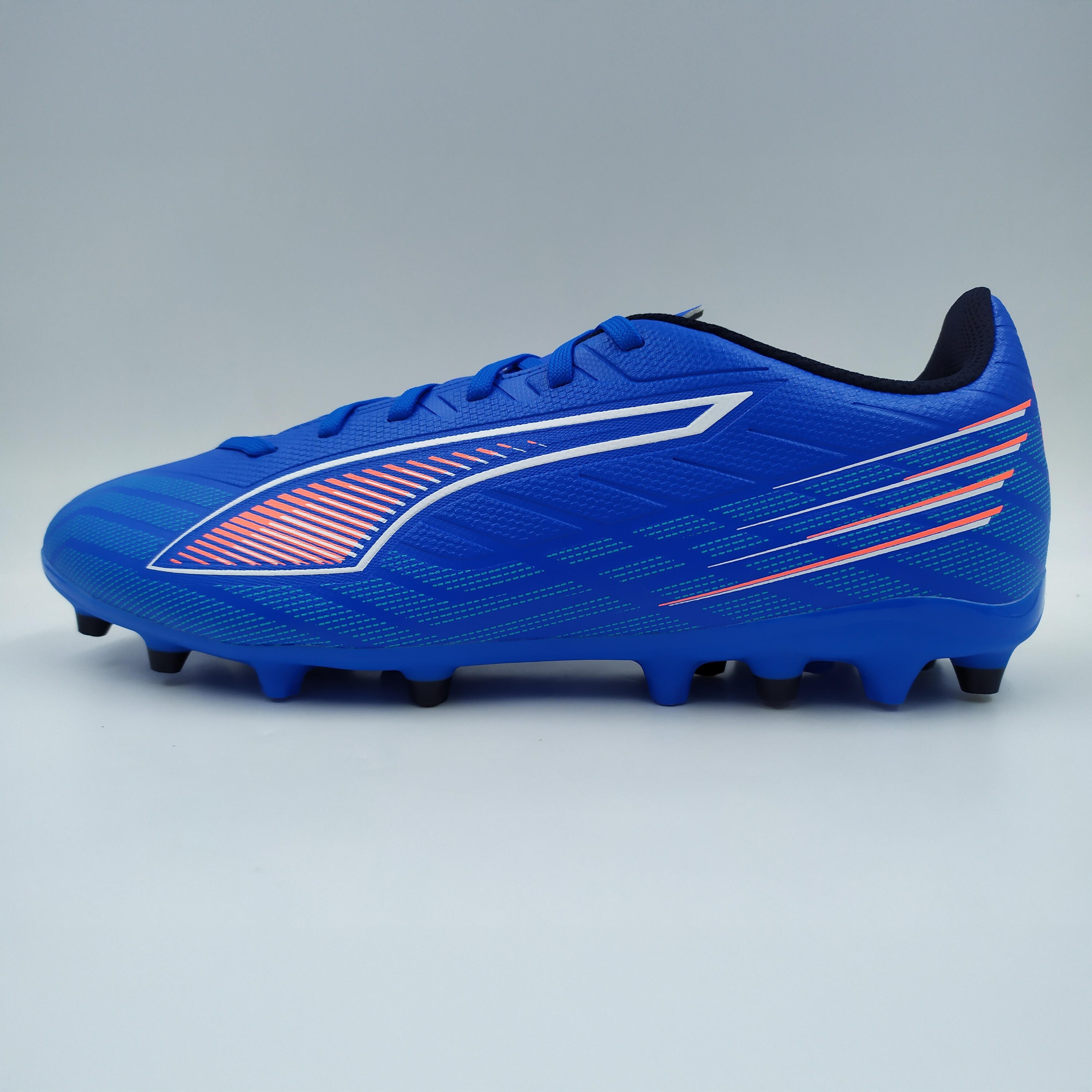 CHUTEIRAS DE FUTEBOL ADULTO ULTRA 6 PLAY MG - AZUL BRANCO VERMELHO 2/6