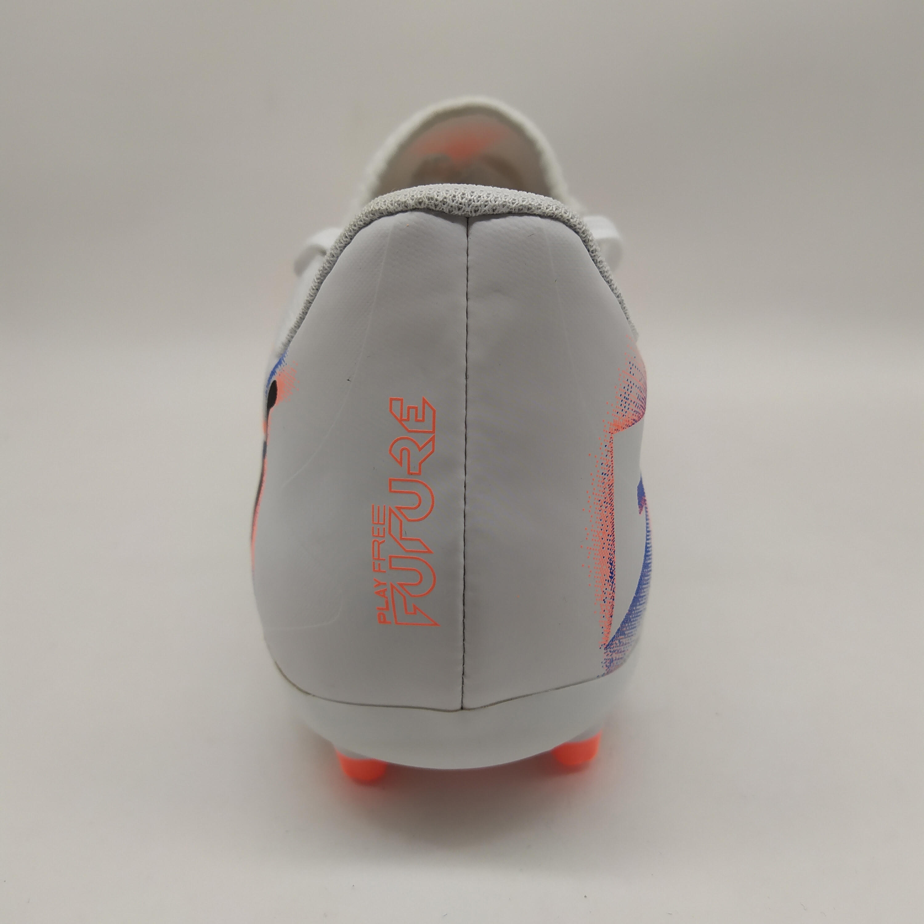 CHUTEIRAS DE FUTEBOL CRIANÇA FUTURE 8 PLAY MG -  BRANCO AZUL VERMELHO 6/7