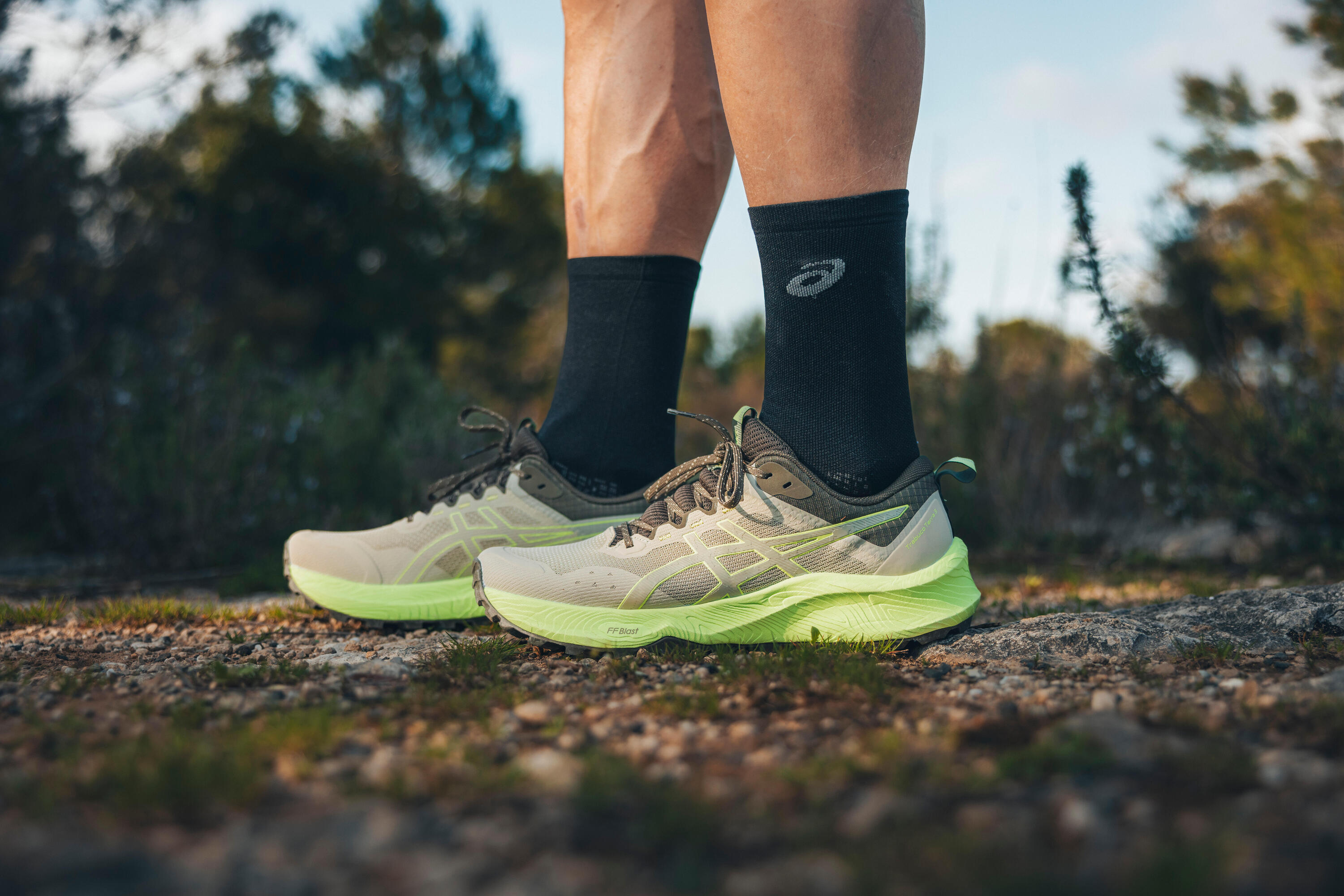 Zapatillas Trail Running ASICS Trabuco Terra 3 Hombre - Verde lima y Caqui 11/13