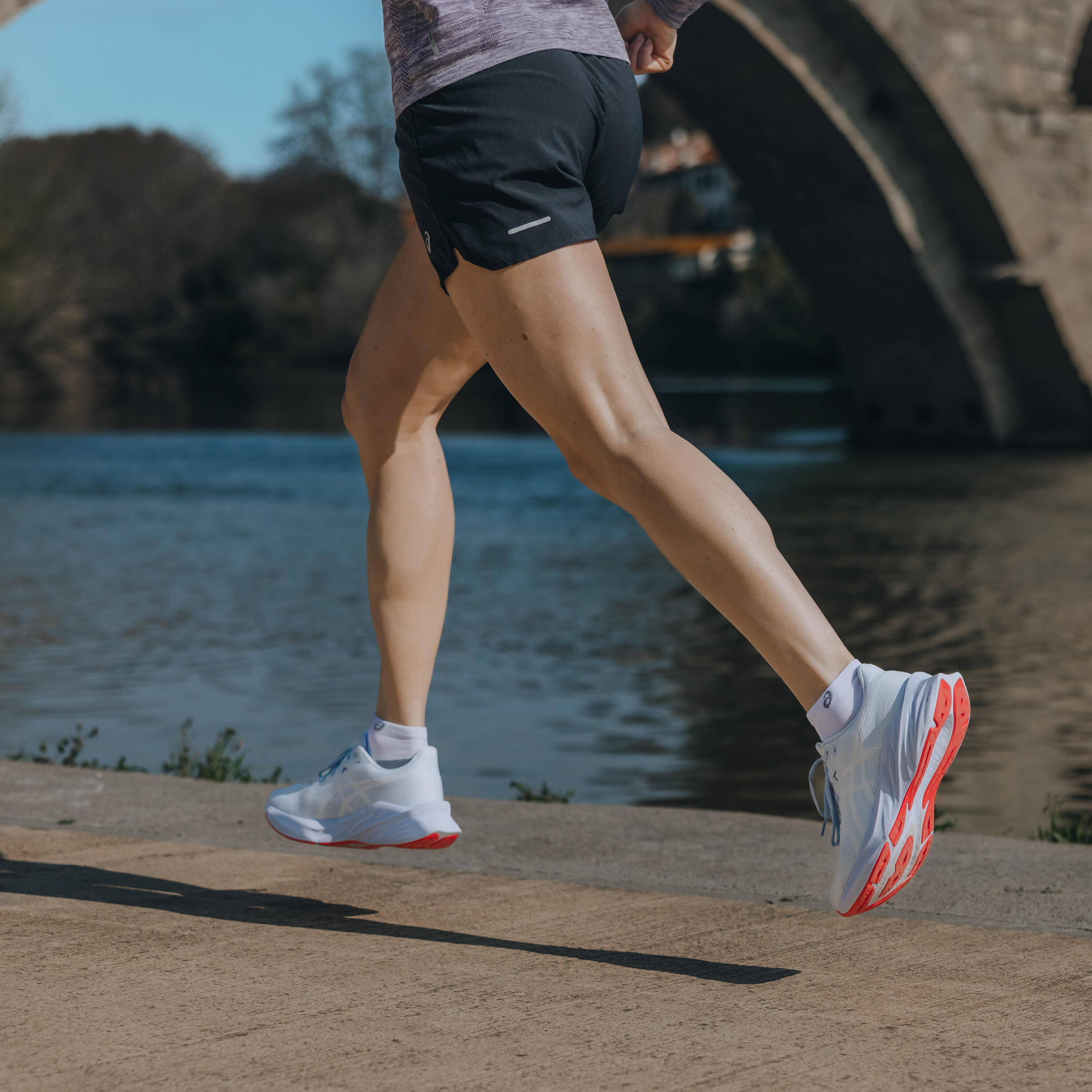 Chaussures de running femme, Asics Dynablast lavandes et blanches 10/10