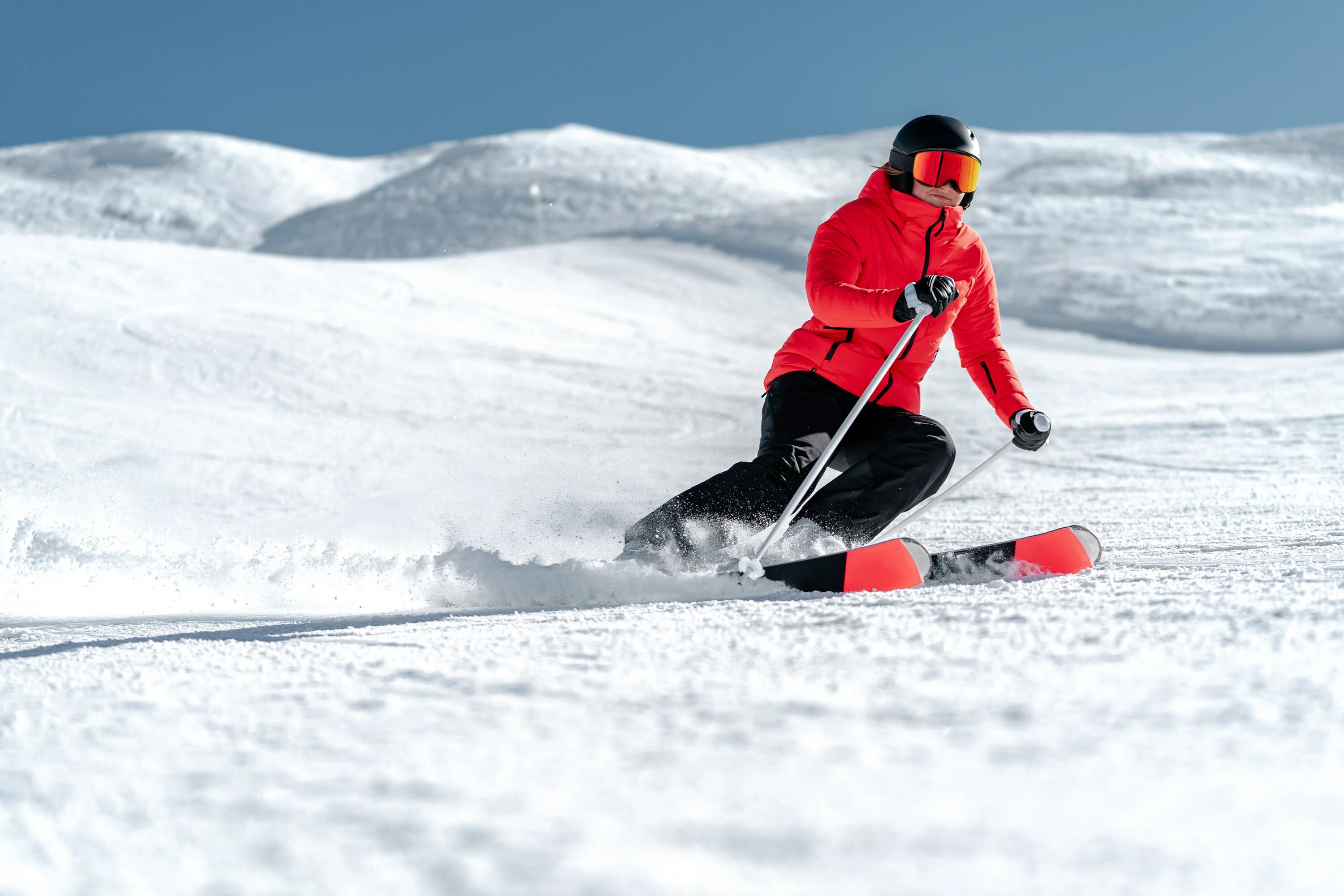 Hoe bepaal je de maat van je ski's en skistokken?