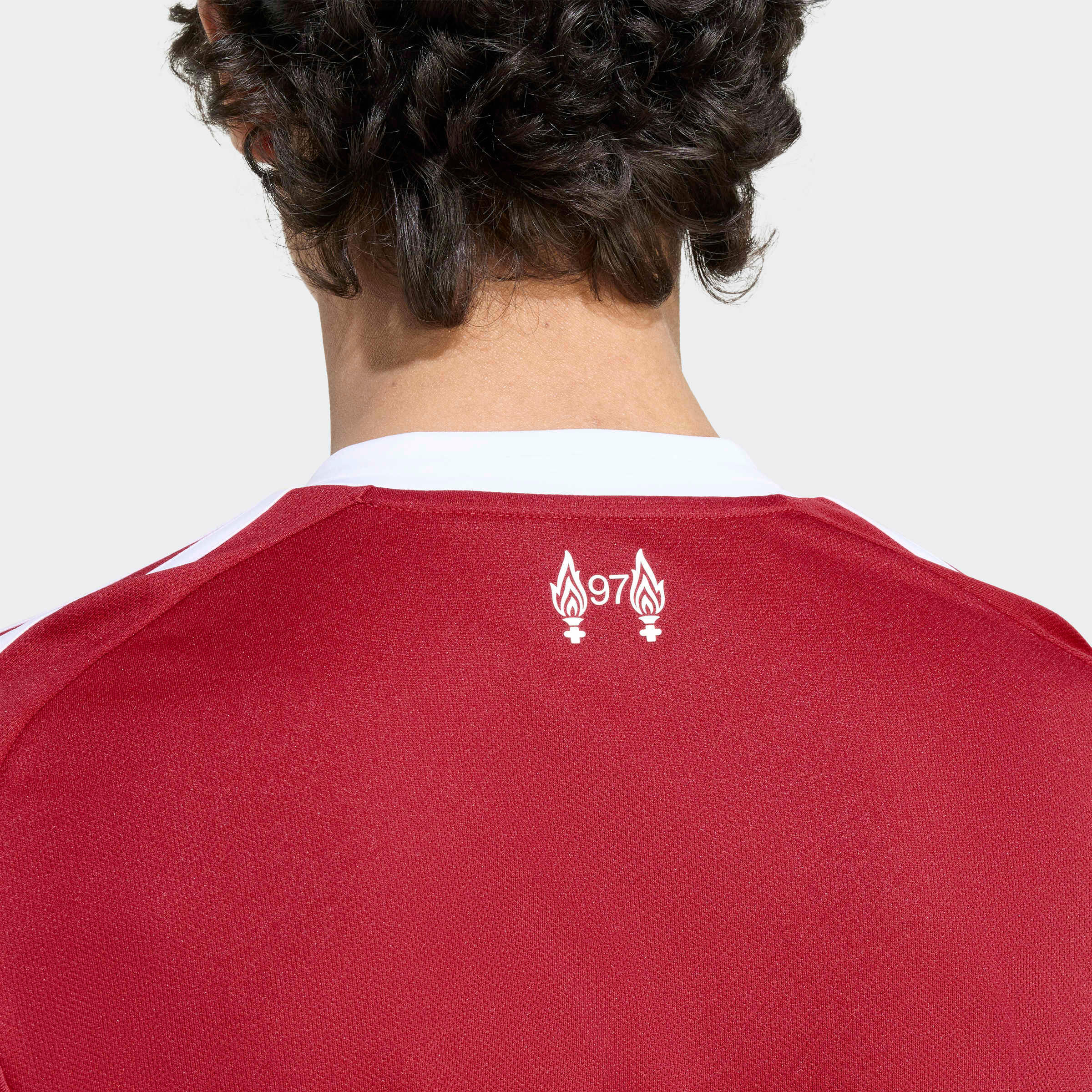 Maillot domicile Liverpool FC saison 25/26 Adulte 7/9