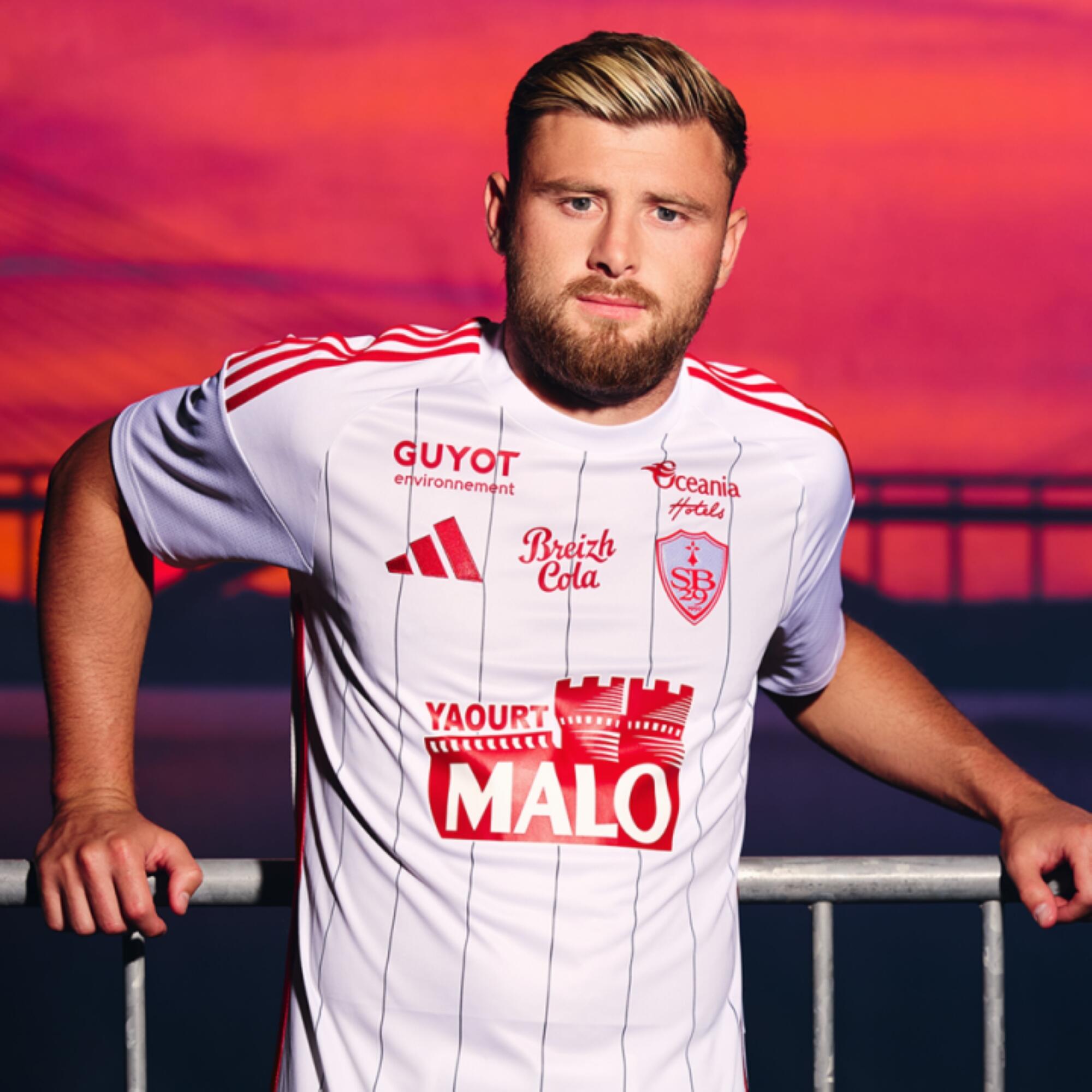 MAILLOT FOOTBALL REPLICA SUPPORTER STADE BRESTOIS ENFANT EXTERIEUR 25 26 BLANC 3/4