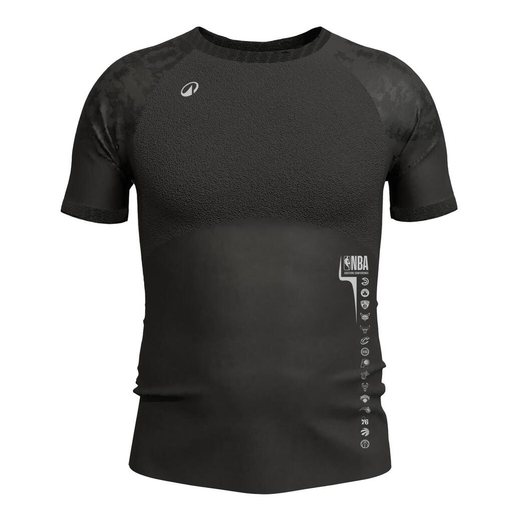 Moška/ženska črna podmajica s kratkimi rokavi za košarko NBA 900