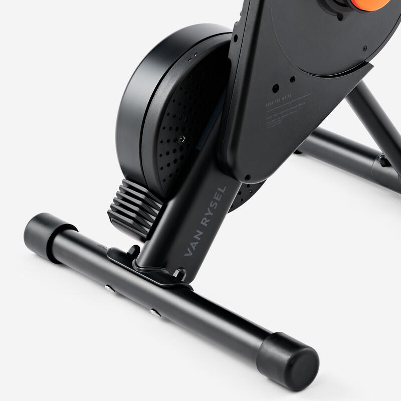 Home trainer conectat cu „Zwift Cog and Click” D500
