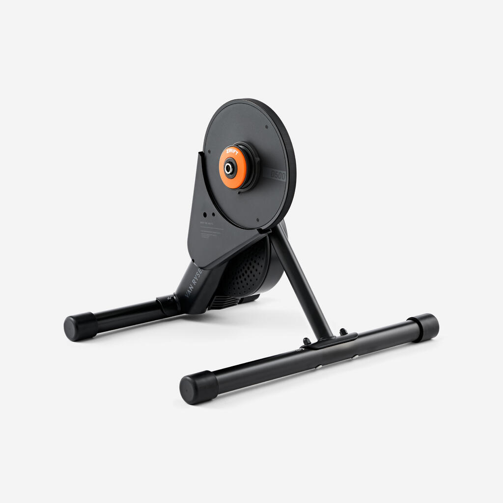 Sobni trenažer D500 z "Zwift Cog and Click"