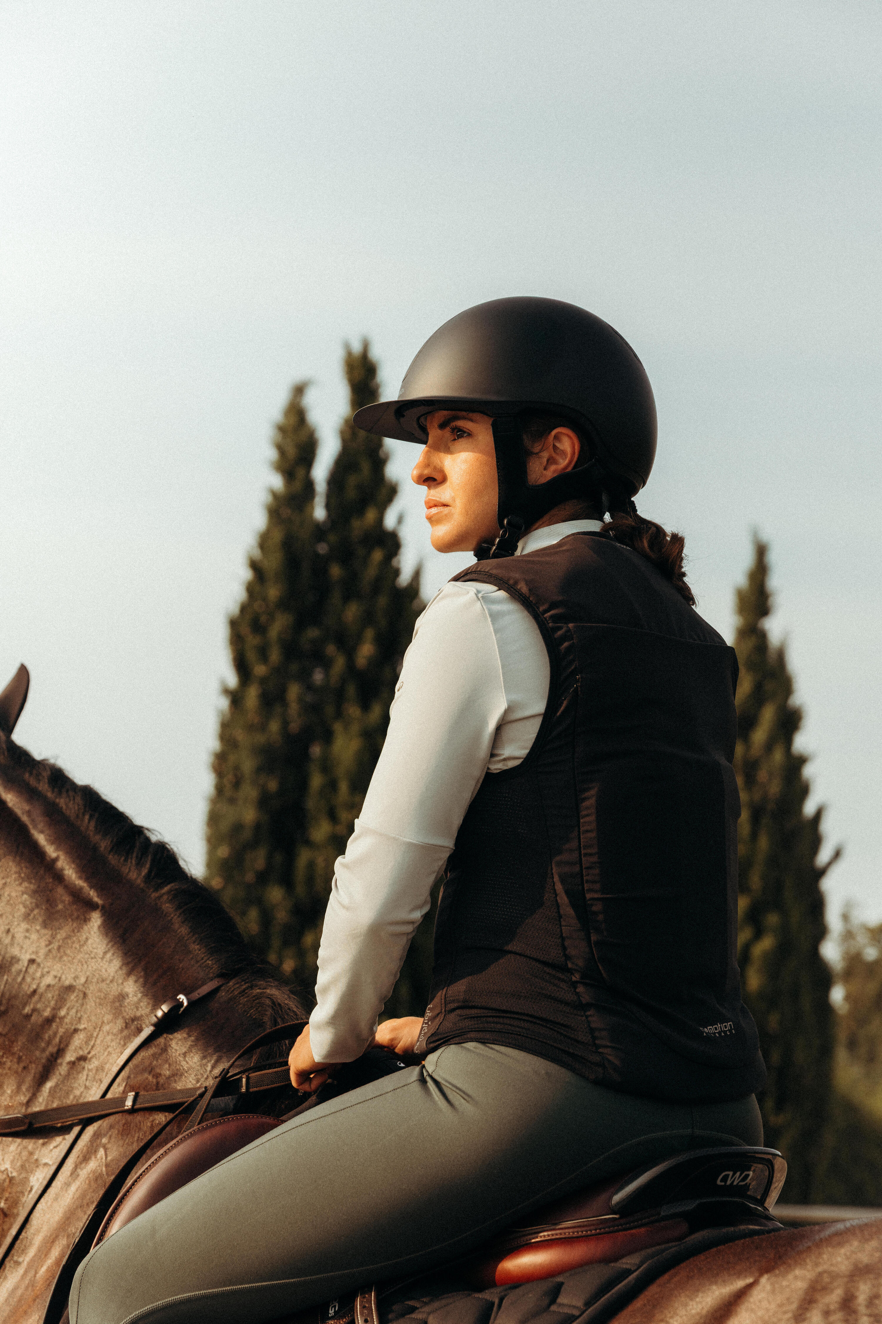 Reitschutzweste Airbag elektronisch Erwachsene schwarz 22/48