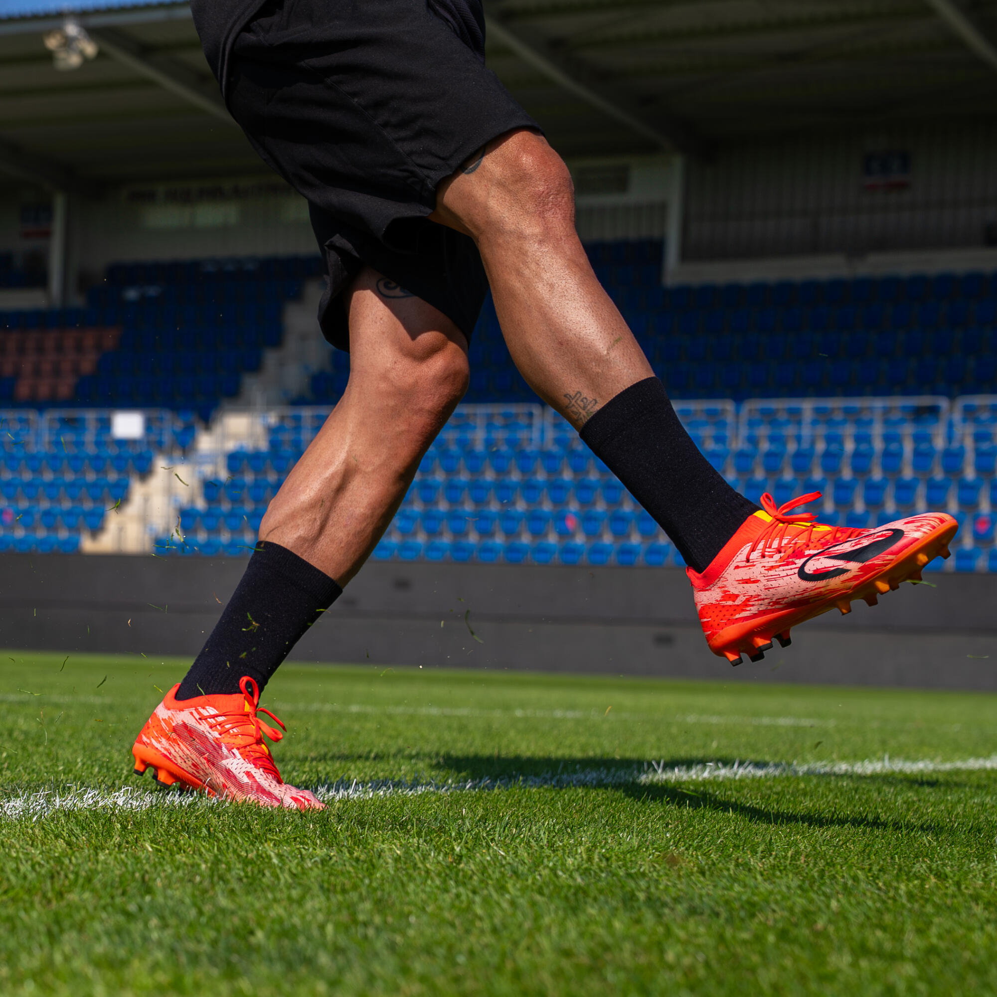 Tenis de futbol rojos para adulto CLR 7 Elite FG Storm edición Antoine Griezmann 34/43