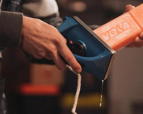 Do you need to wax a new snowboard 