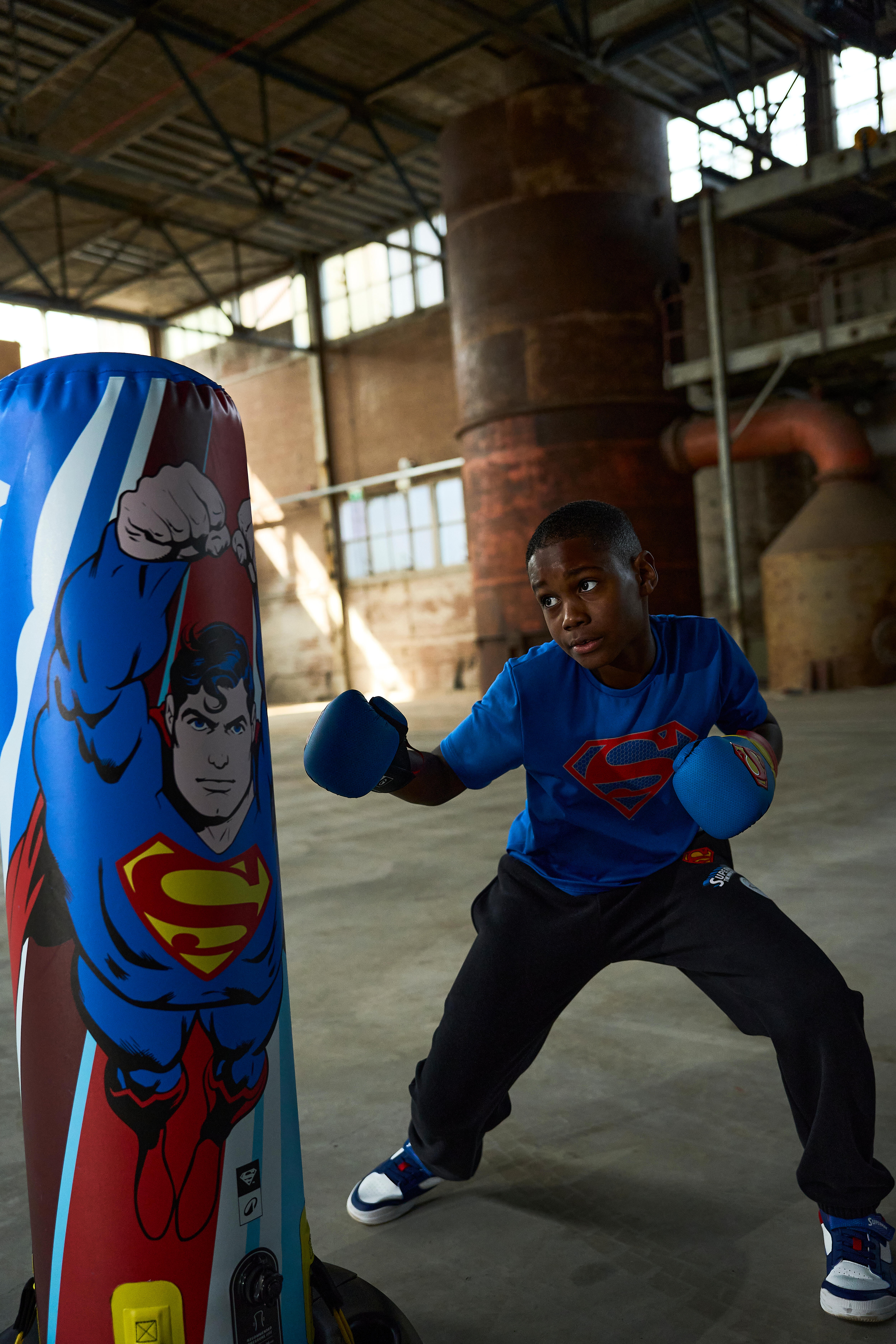 Kids’ Inflatable Freestanding Boxing Punching Bag, Superman - DOMYOS