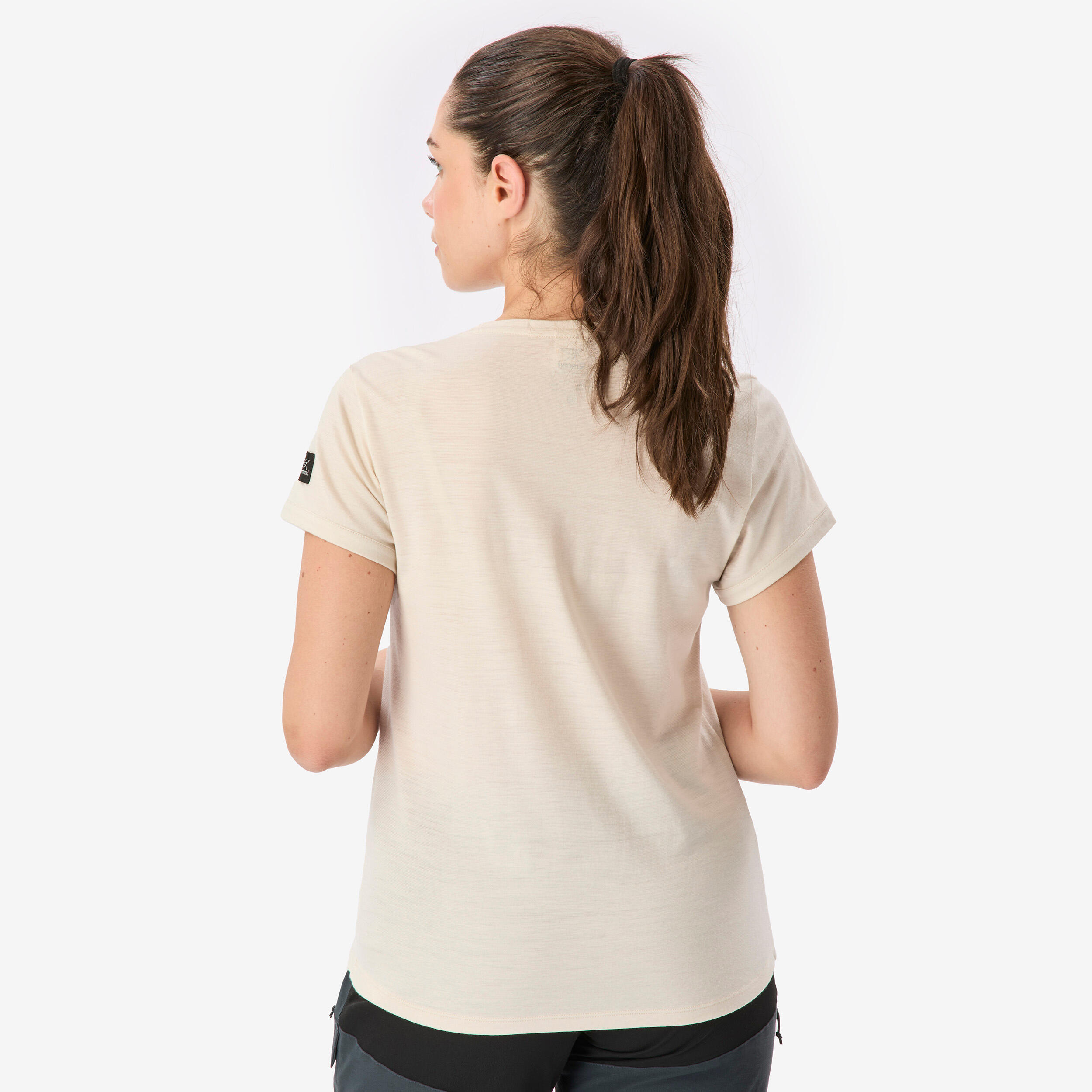 T-shirt de longue randonnée en laine mérinos femme 4/8