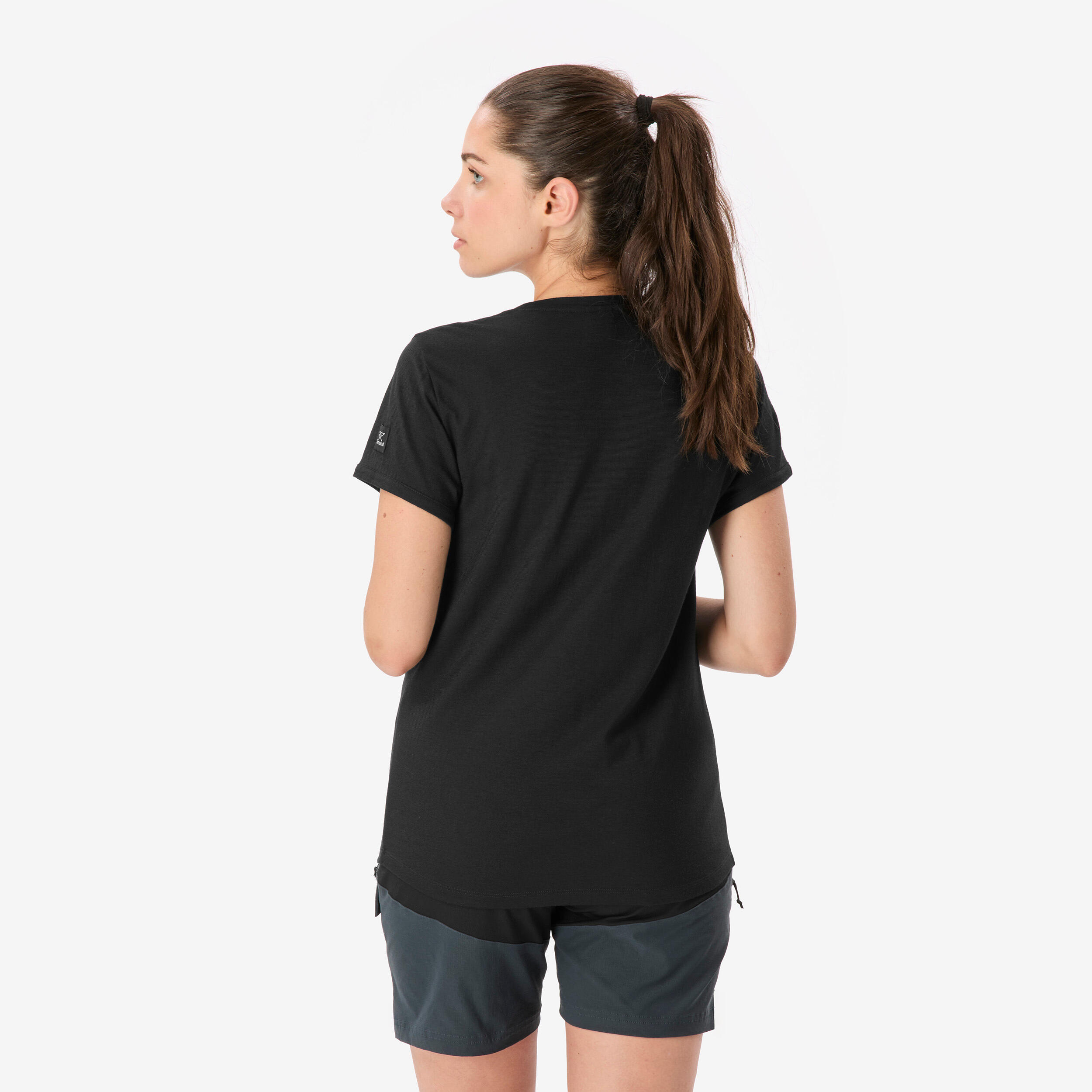 T-shirt de longue randonnée en laine mérinos femme 4/8